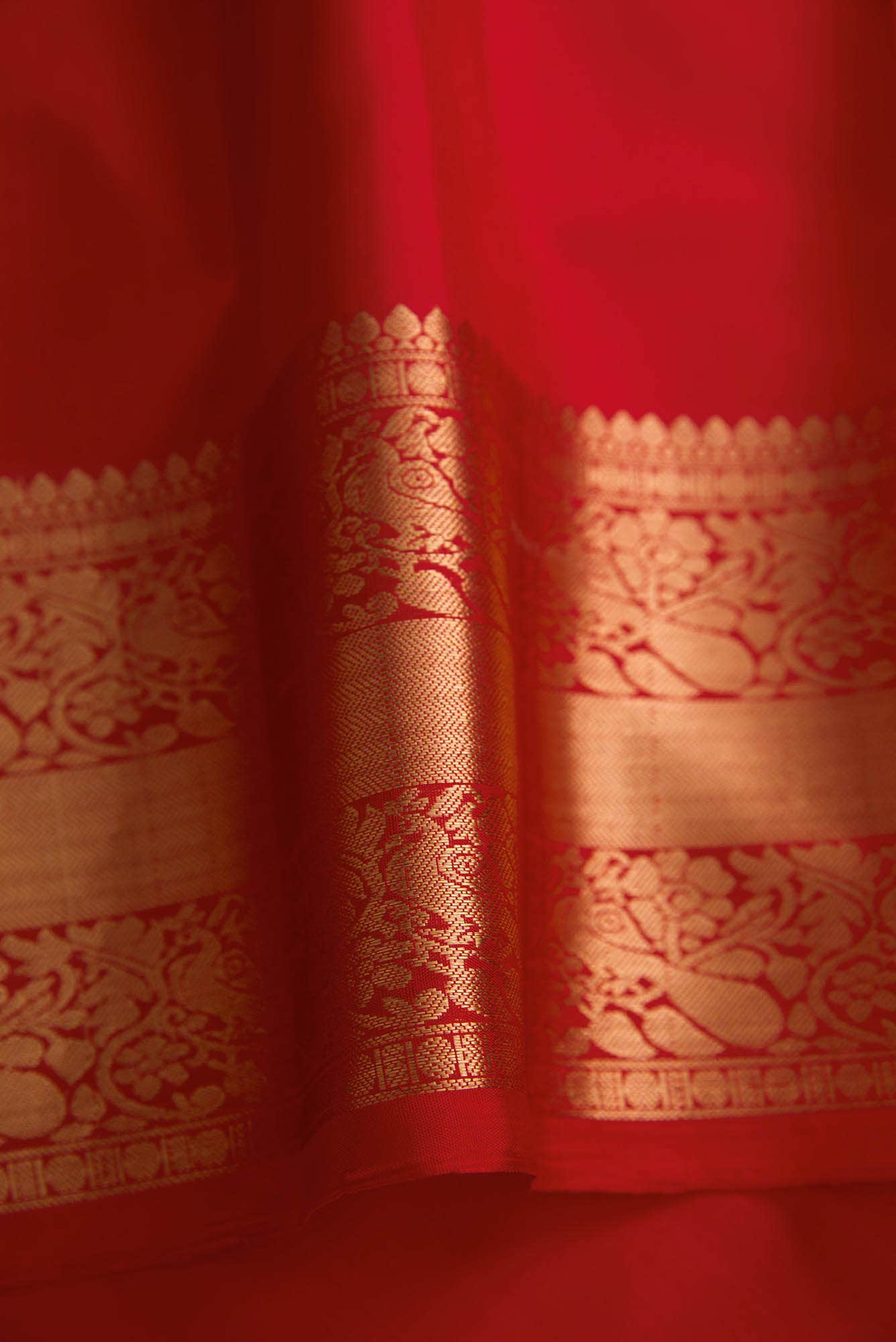 Sandal Dual Tone Soft Silk Saree