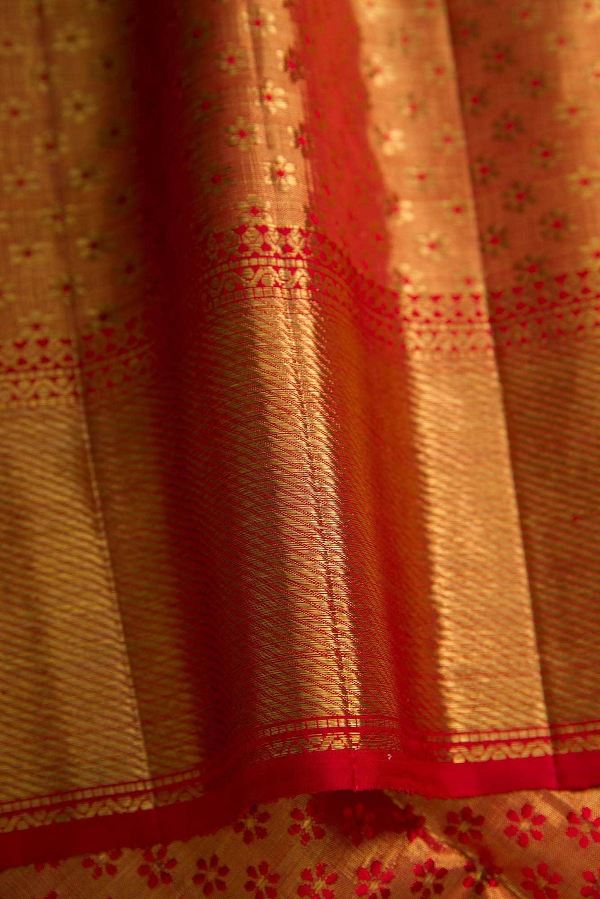 Rose pink Dual Tone Kanjivaram Tissue Silk Saree