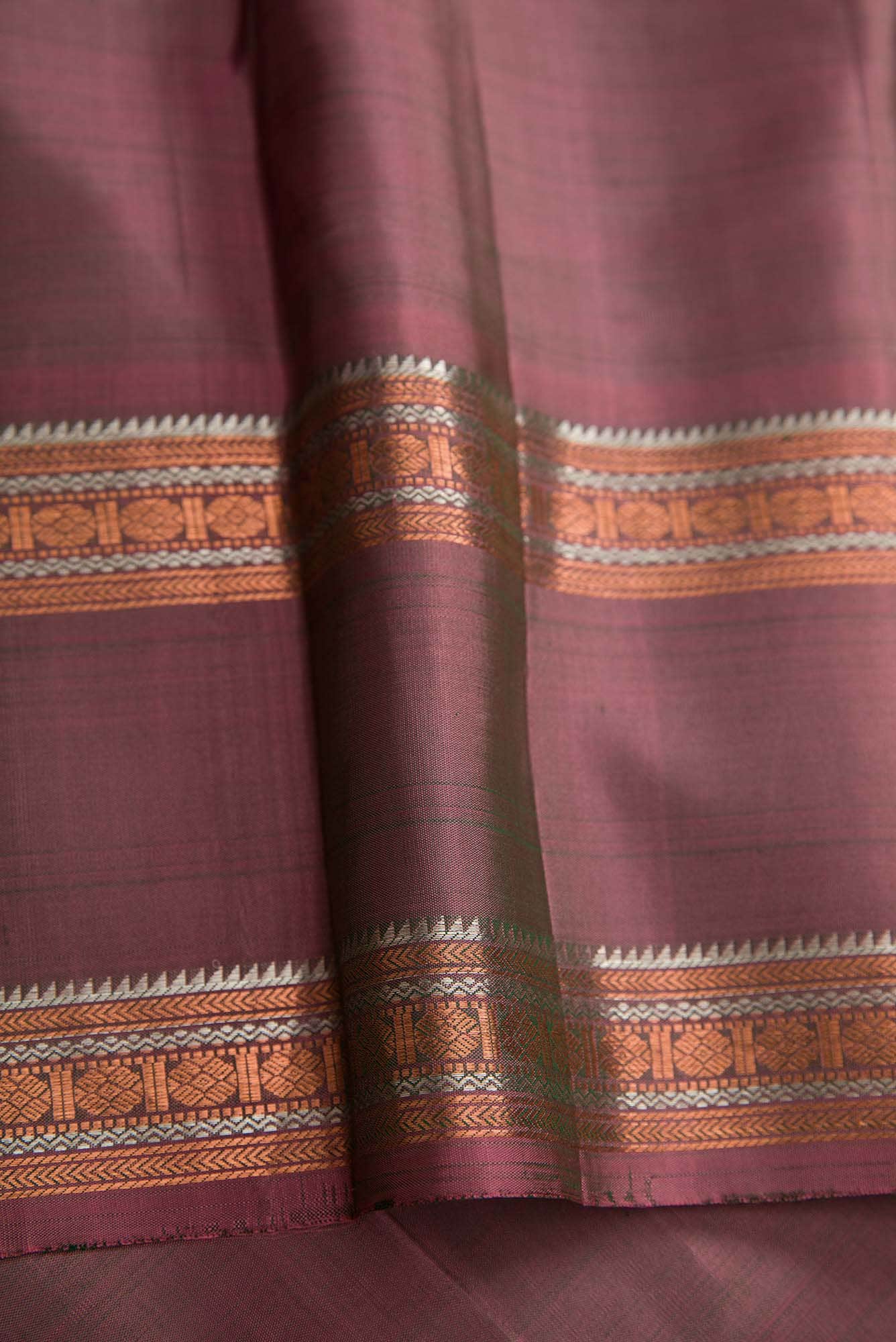 Green Dual Tone Kanchipuram Silk Saree