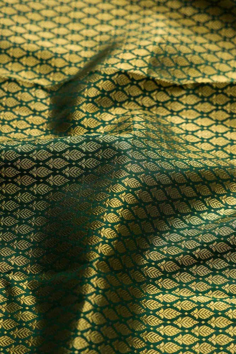 Bottle Green Dual Tone Kanchipuram Silk Saree