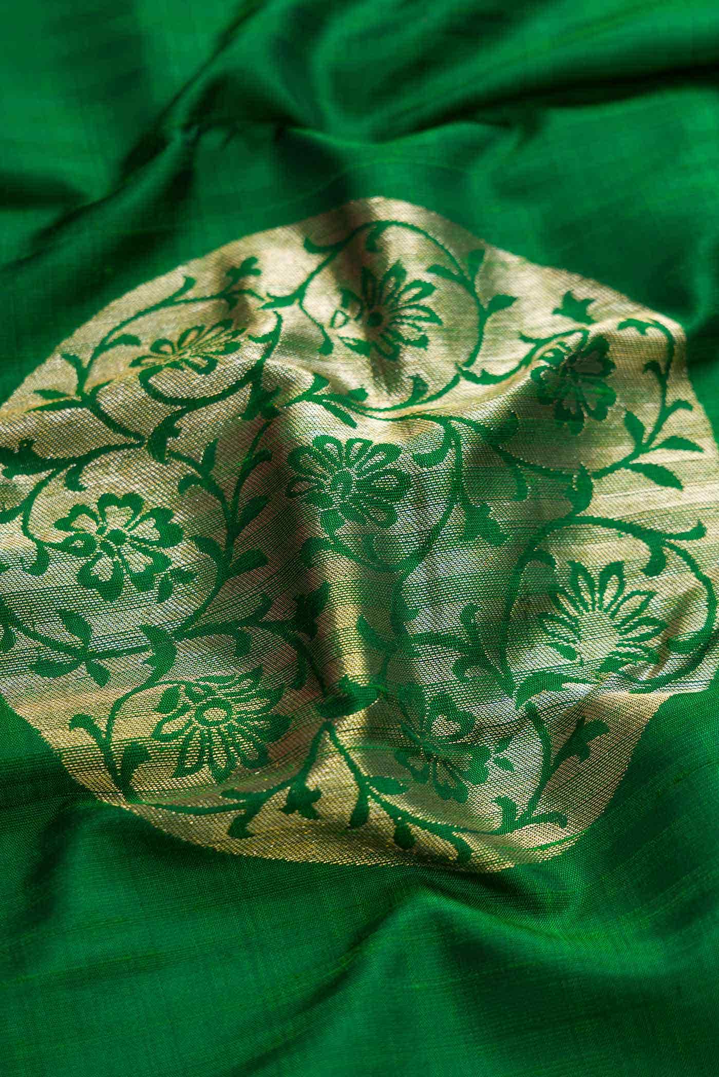 Bottle Green Dual Tone Kanchipuram Silk Saree
