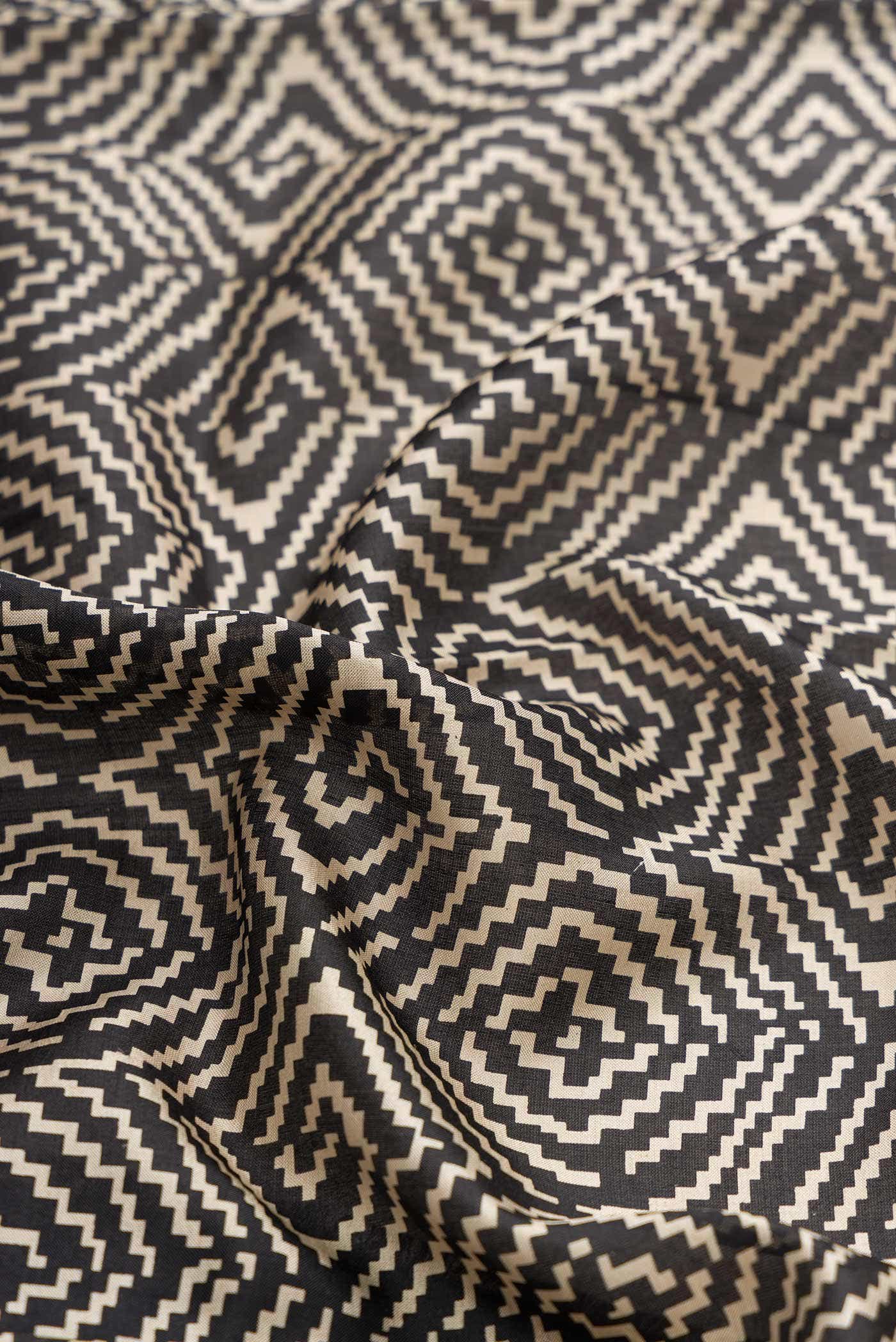 Black Dual Tone Printed Silk Saree