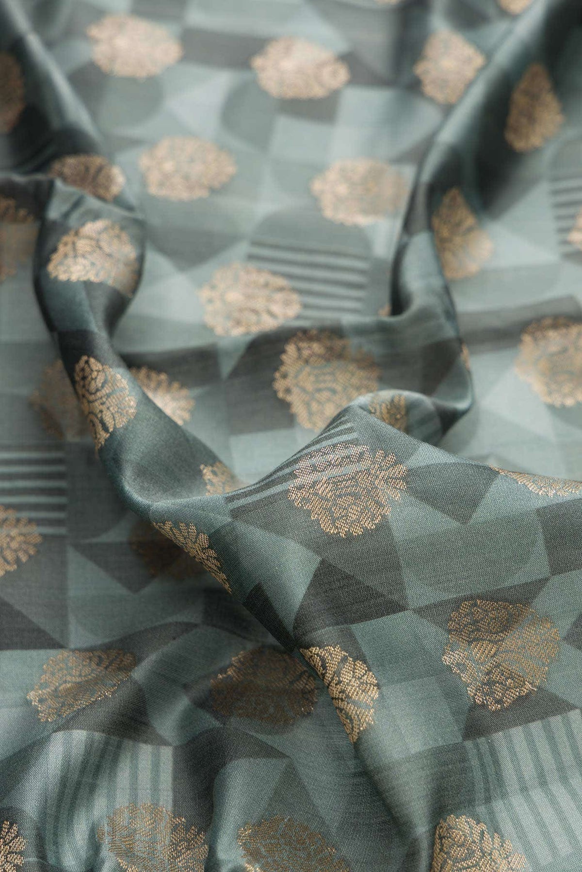 Grey Dual Tone Tussar Silk Saree