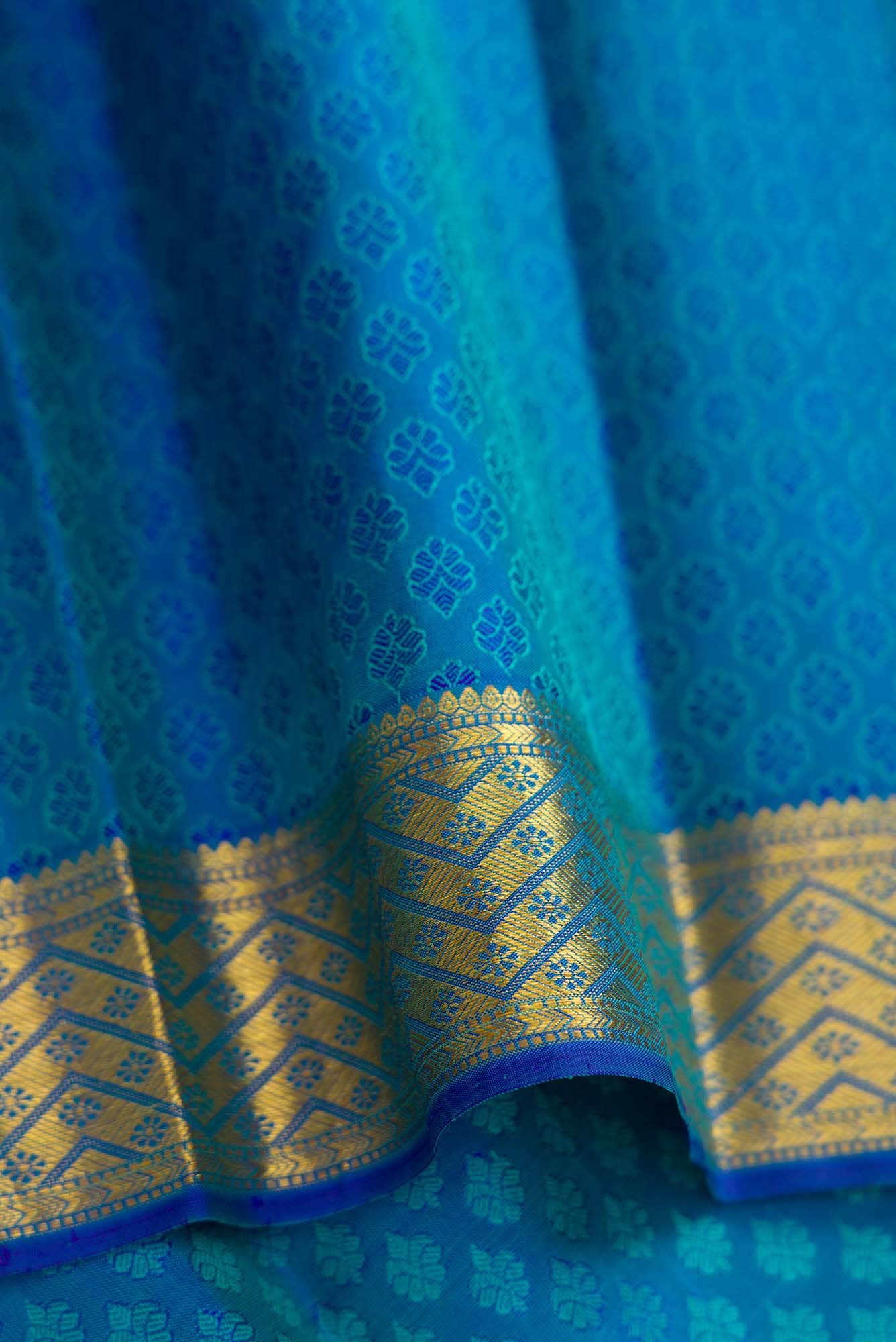 Sea Green Dual Tone Kanchipuram Silk Saree
