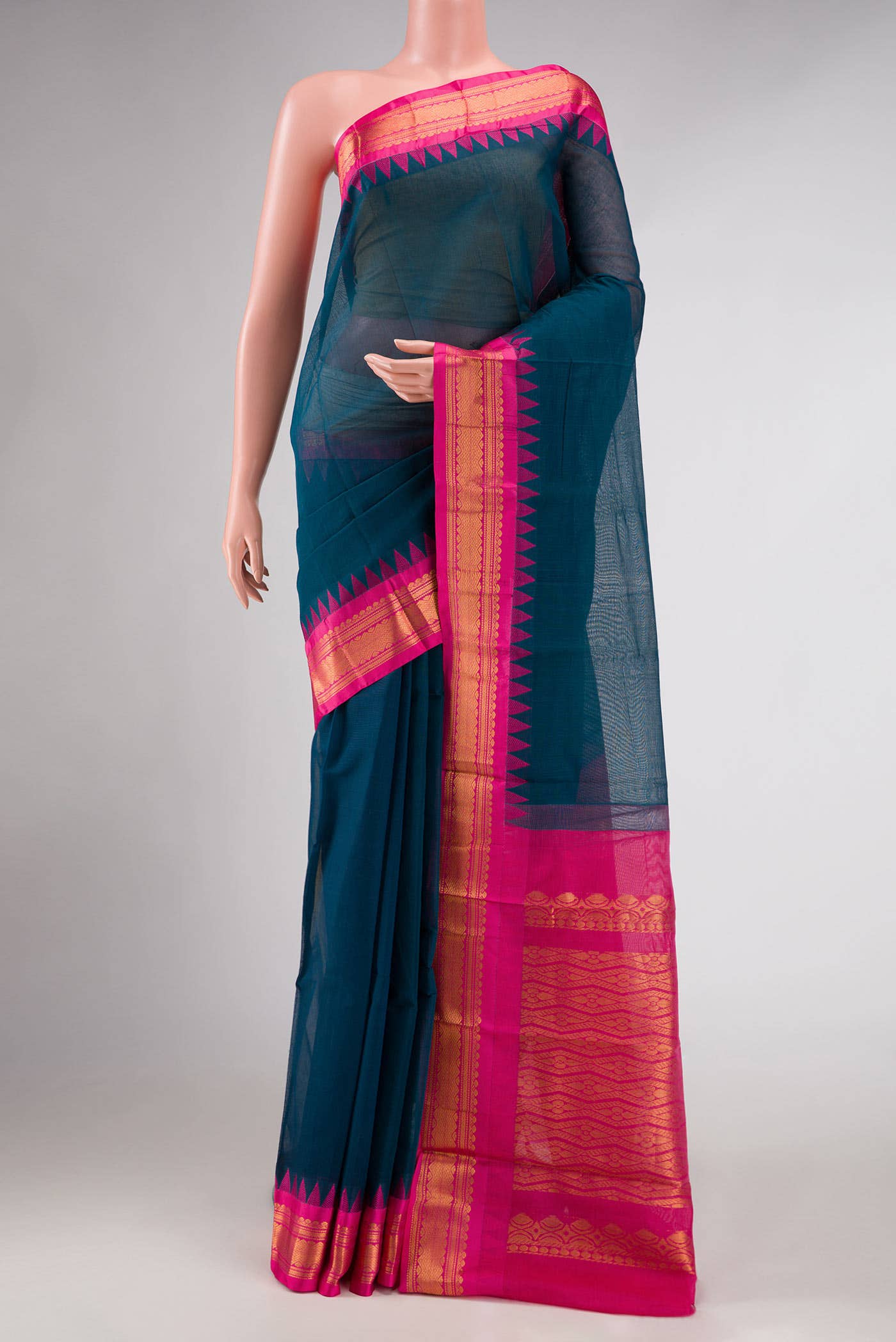Maya Blue Dual Tone Gadwal Silk Saree
