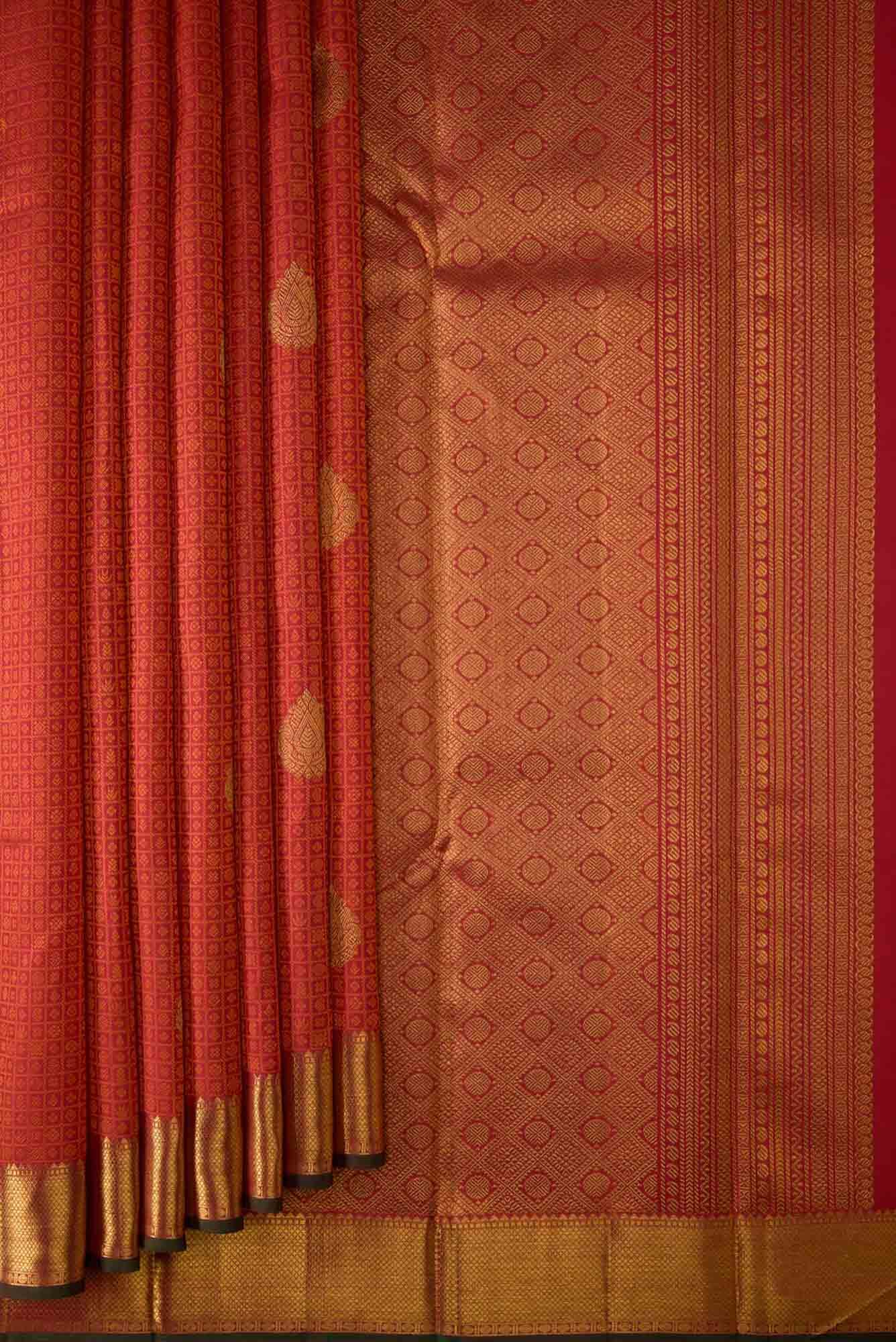 Pure Silk Pure Zari Red Dual Tone Kanchipuram Saree