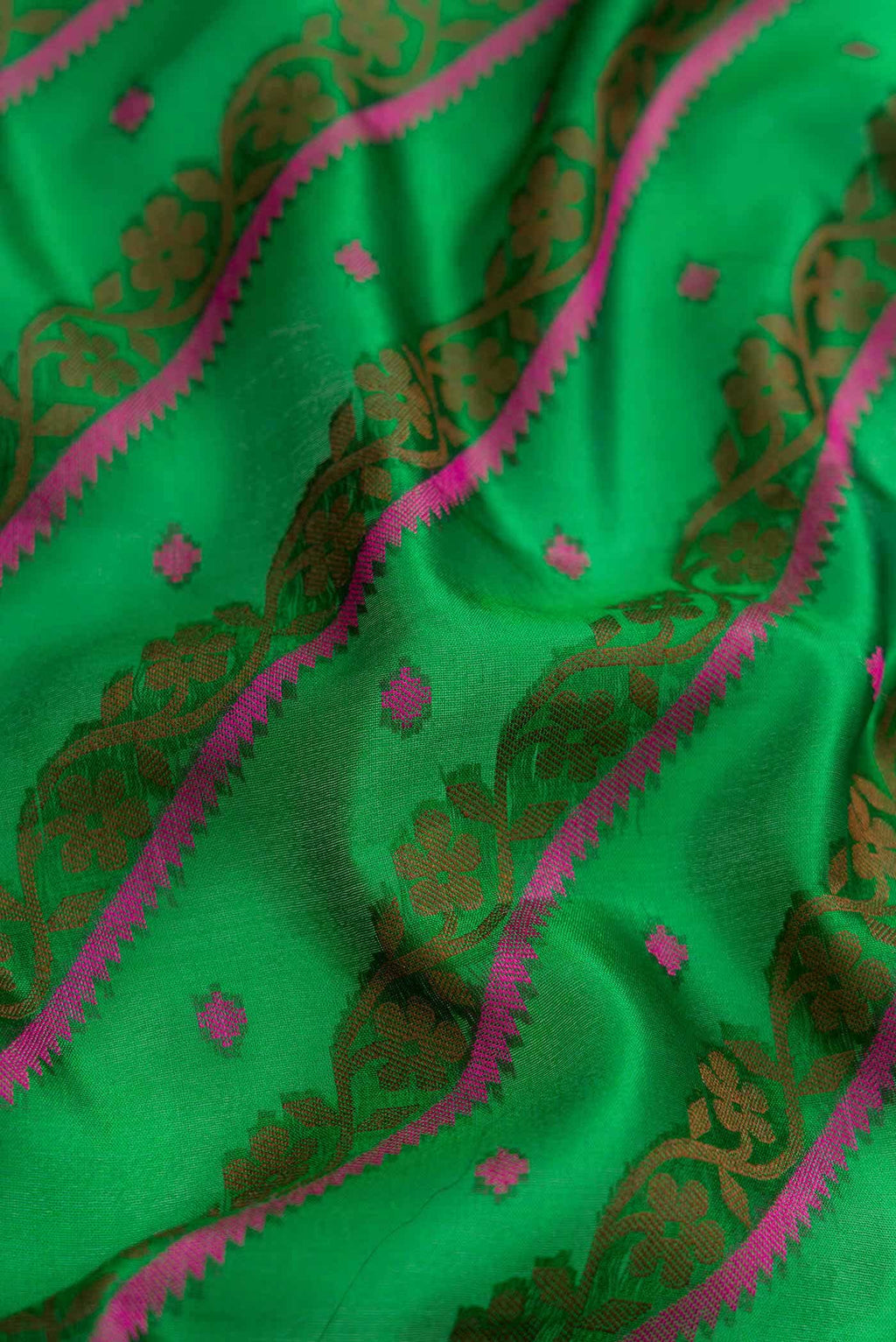 Green Dual Tone Tussar Silk Saree