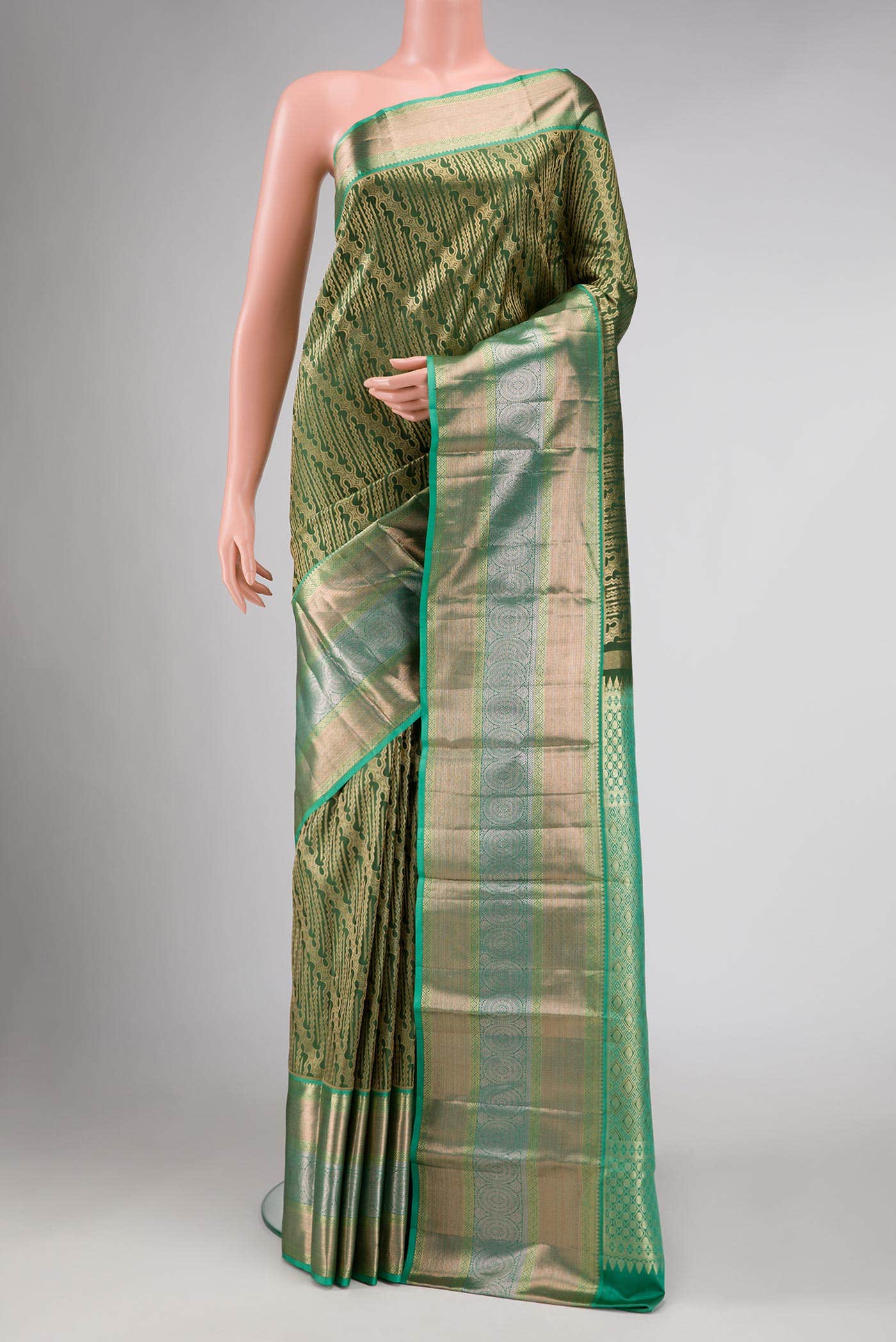 Green Dual Tone Kanchipuram Silk Saree