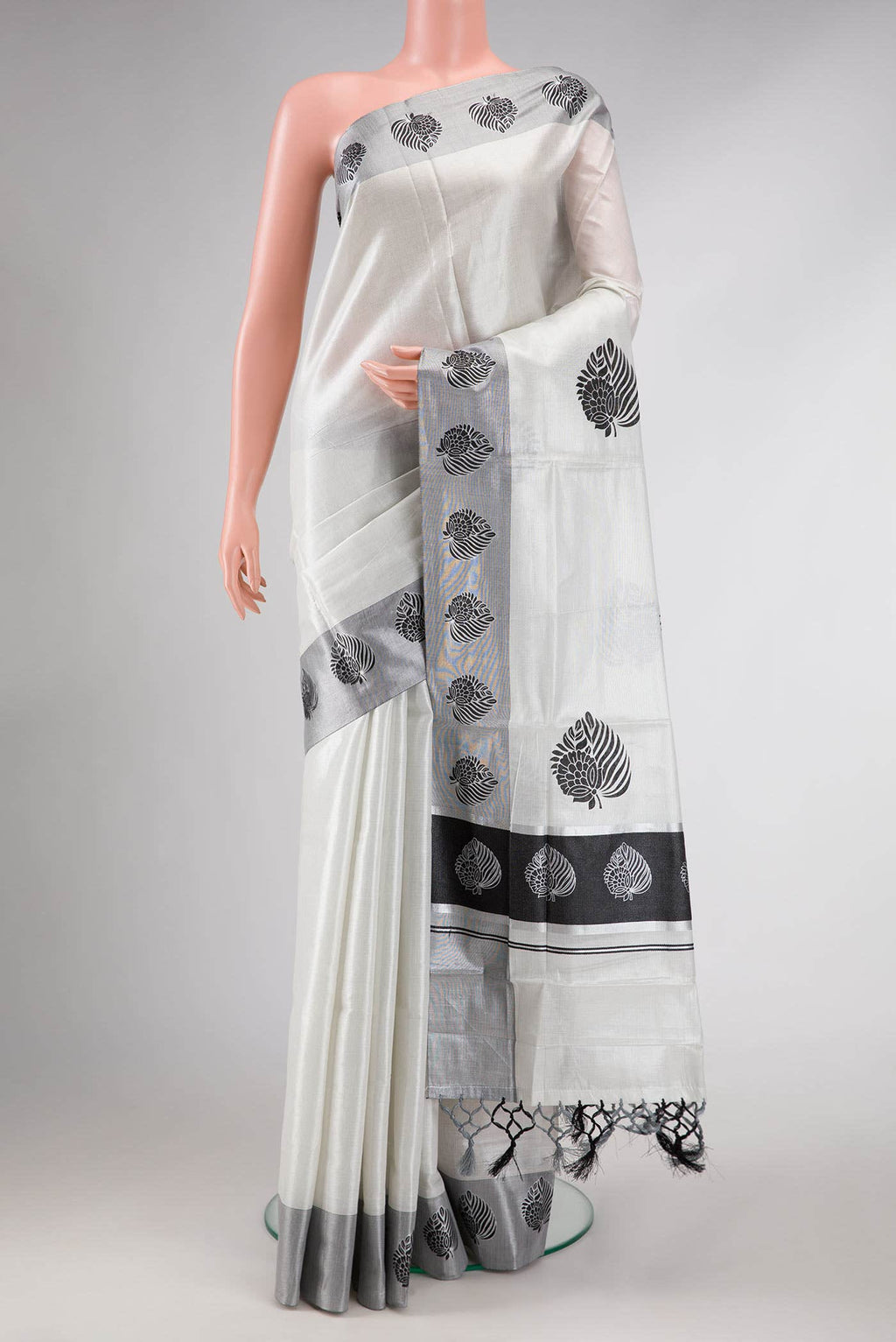 Off White Dual Tone Kerala Cotton Saree