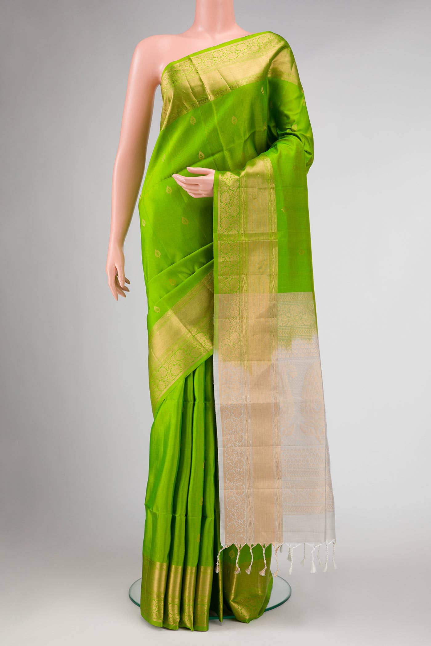 Green Dual Tone Soft Silk Saree