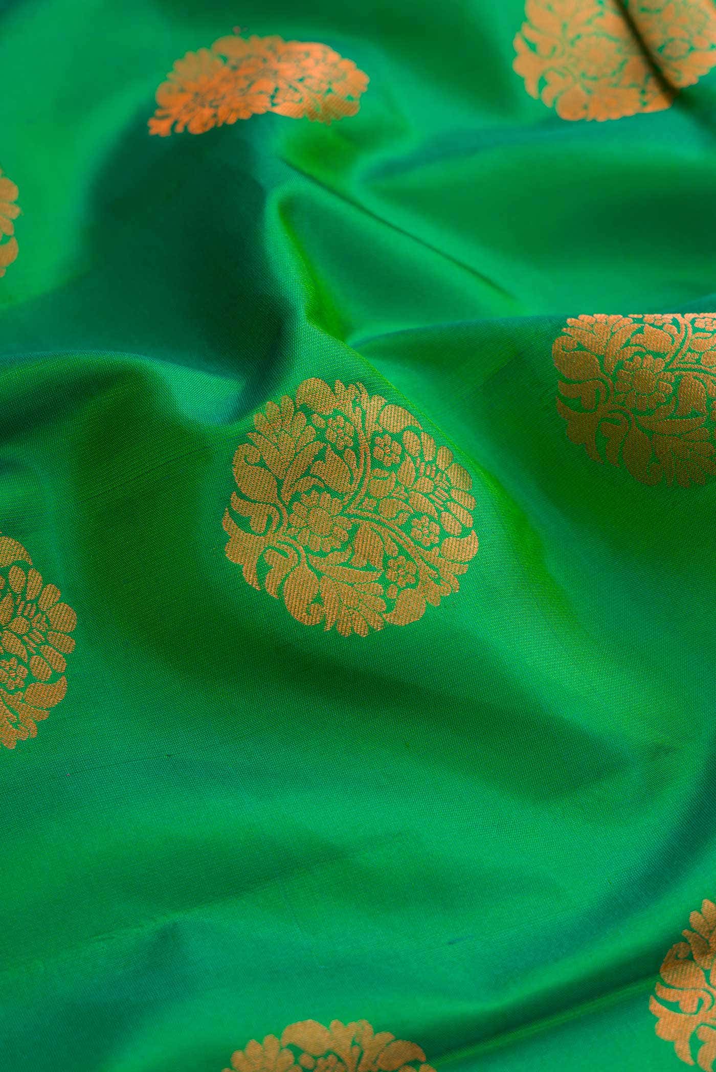 Green Dual Tone Kanchipuram Silk Saree