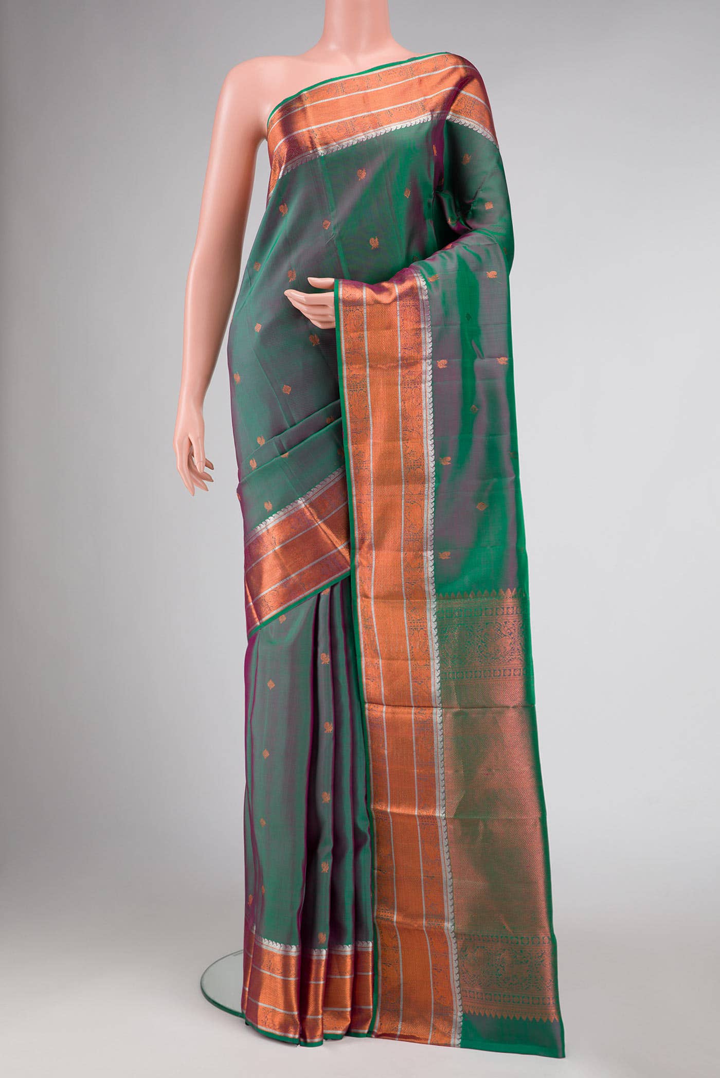 Green Dual Tone Kanchipuram Silk Saree
