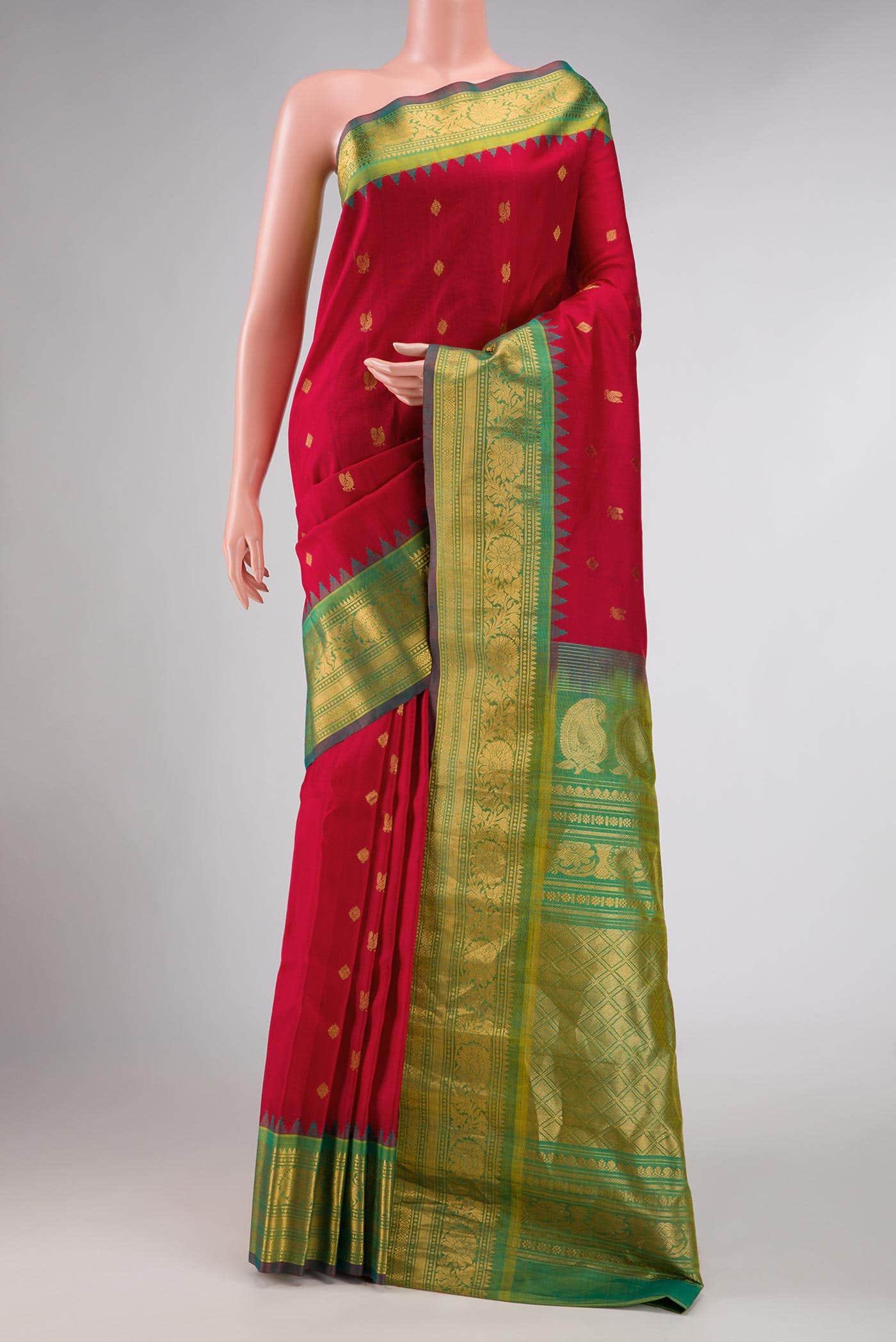 Red Dual Tone Gadwal Silk Saree