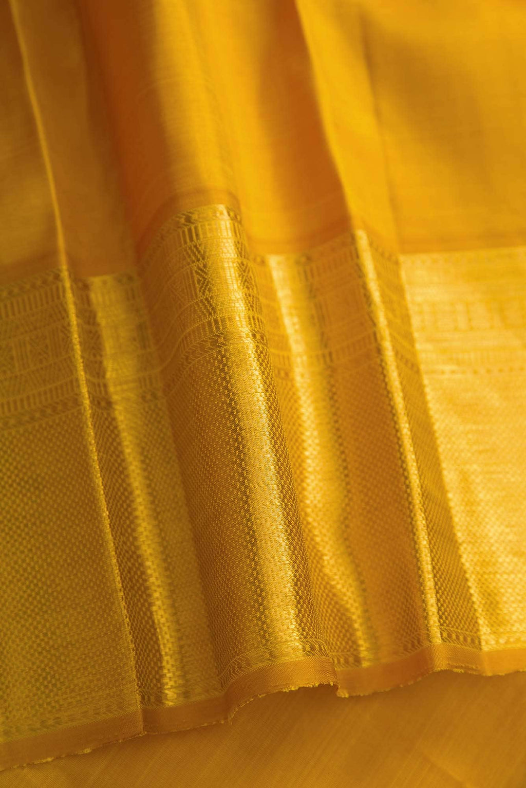 Purple Dual Tone Kanchipuram Silk Saree