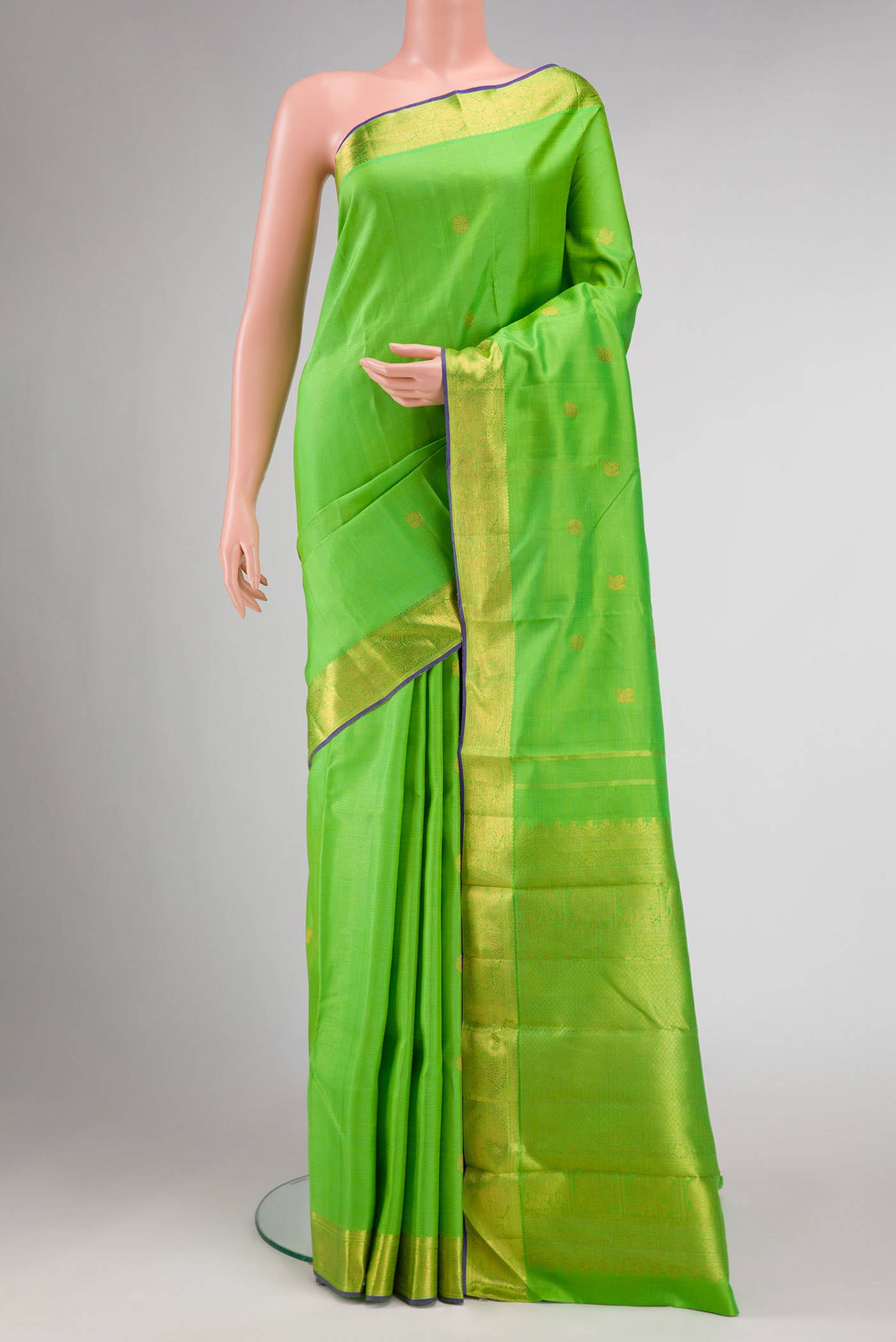Parrot Green Kanchipuram Silk Saree