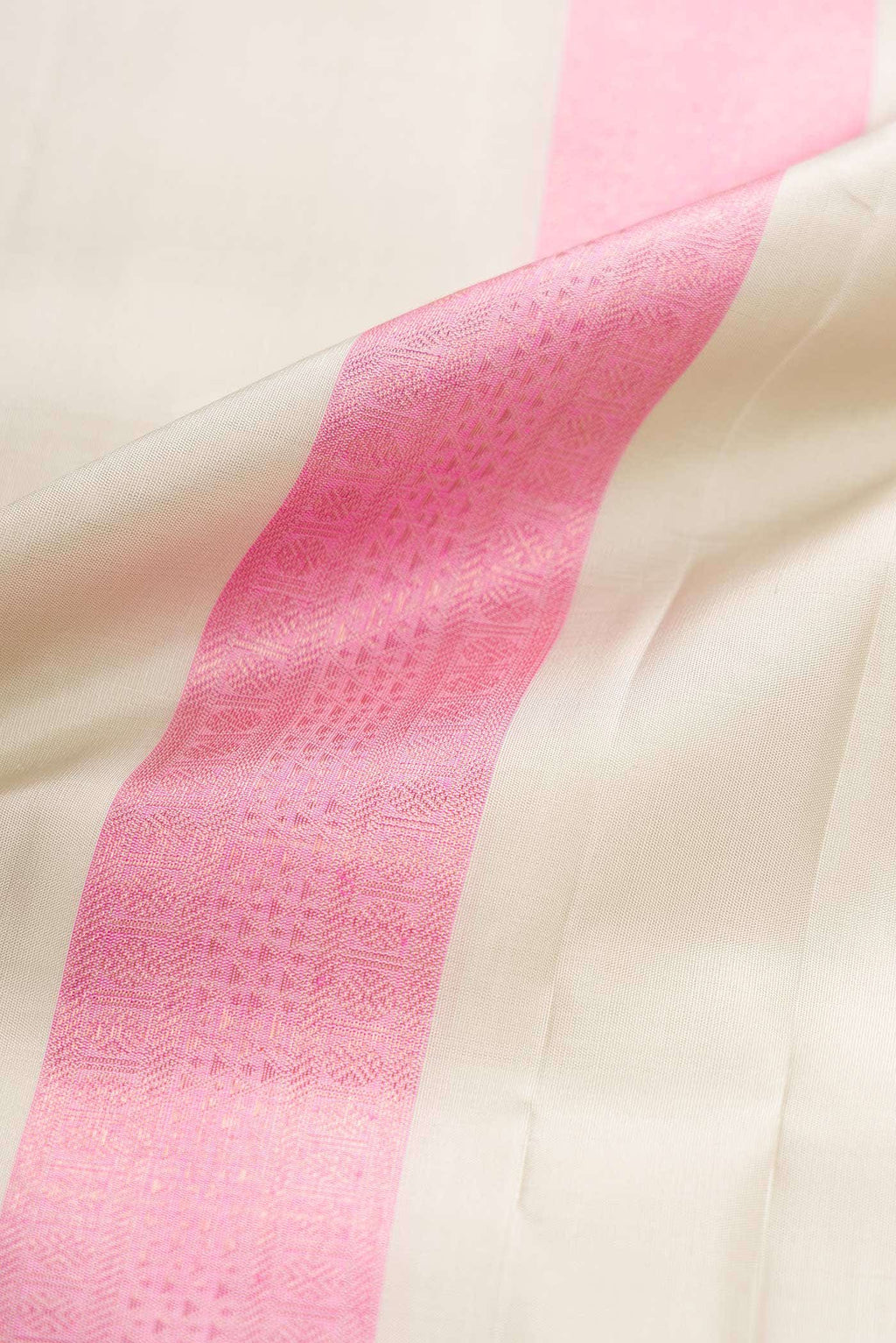 Beige Silk Dhoti With Angavastram (9X 5) Muzham