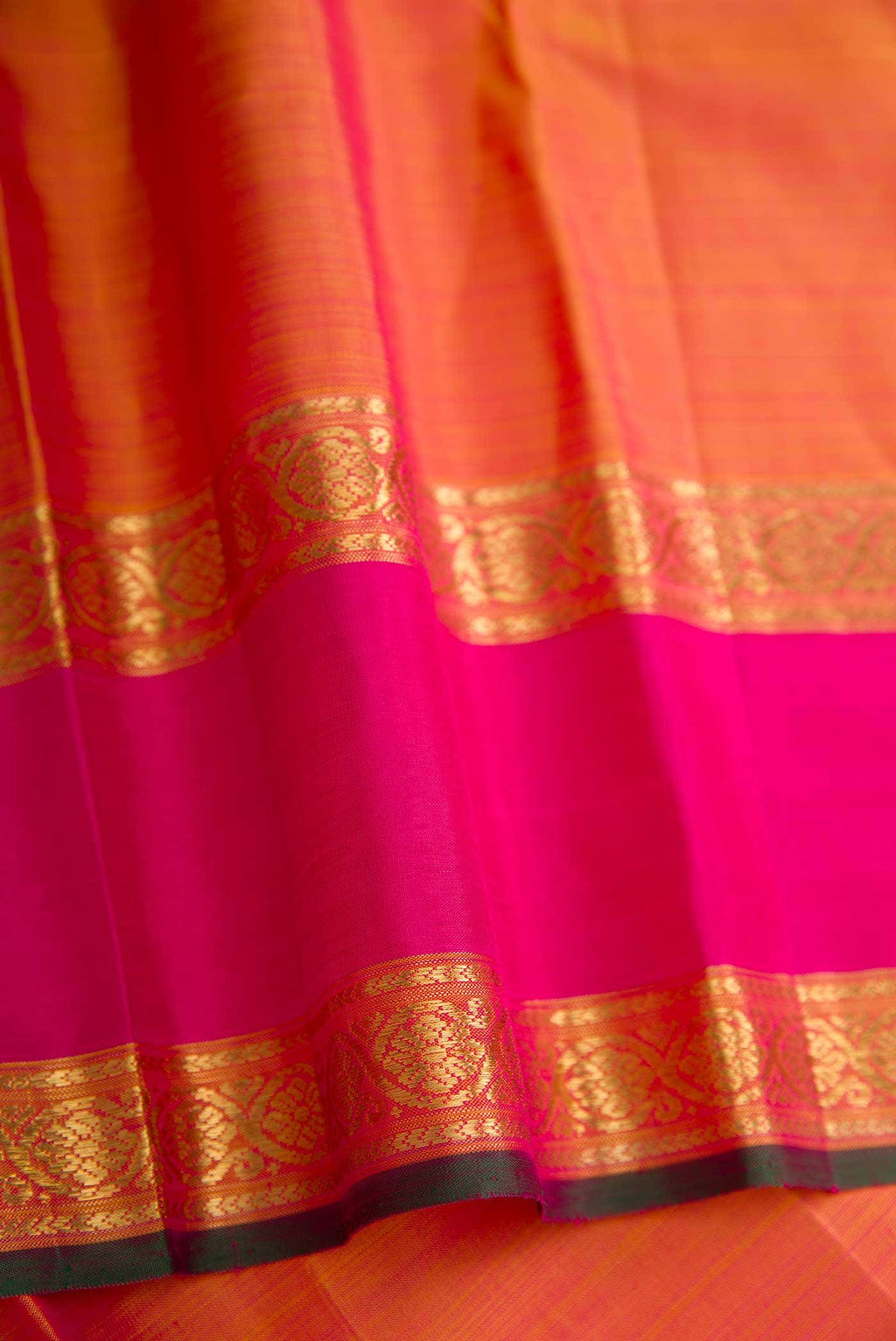 Pure Silk Pure Zari Pink Dual Tone Kanchipuram Saree