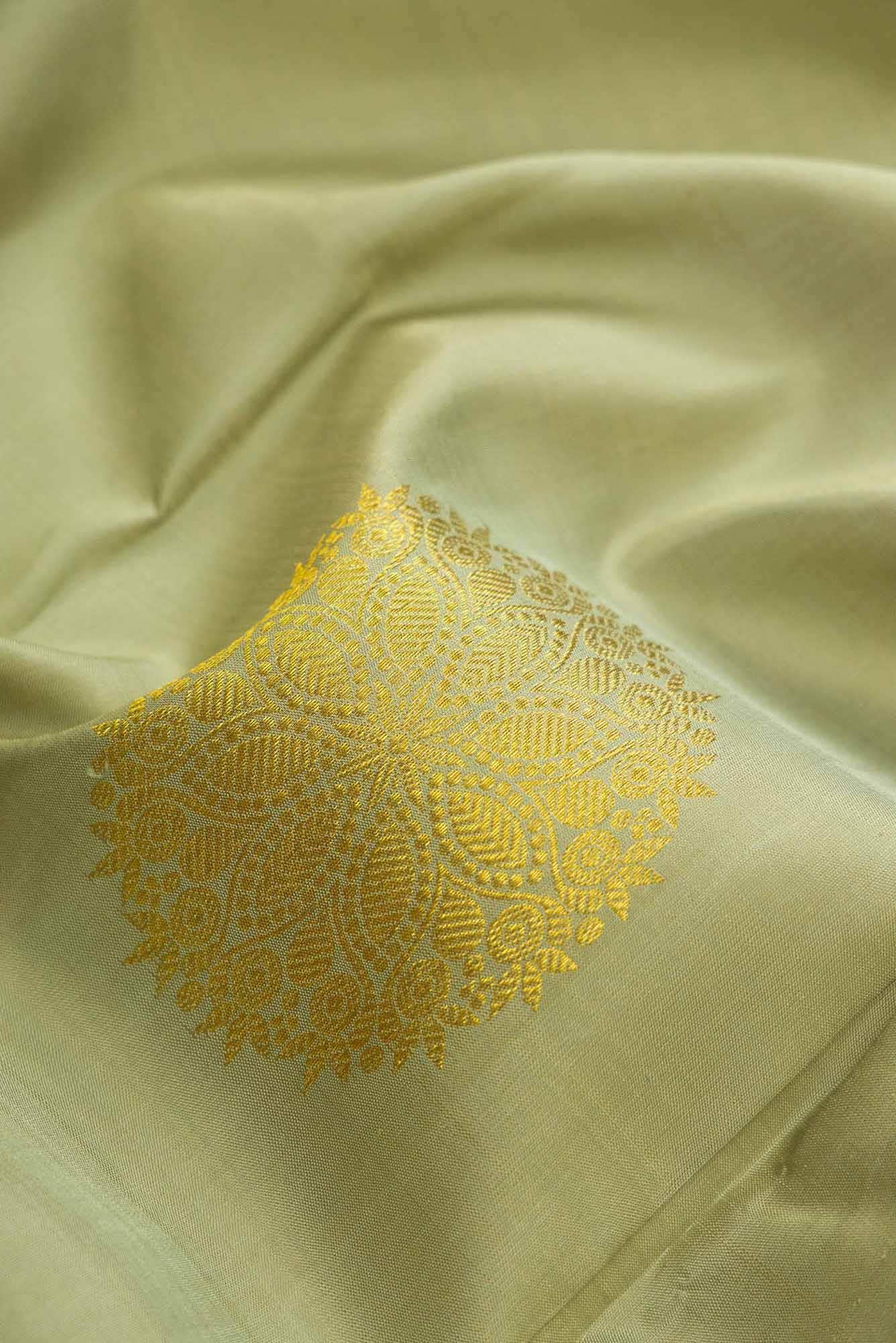 Green Dual Tone Kanchipuram Silk Saree