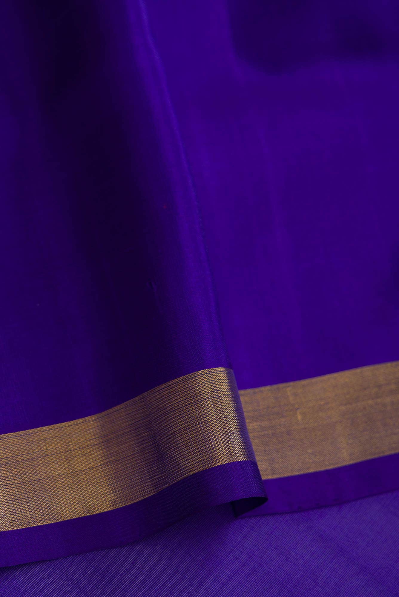 Red Dual Tone Uppada Silk Saree
