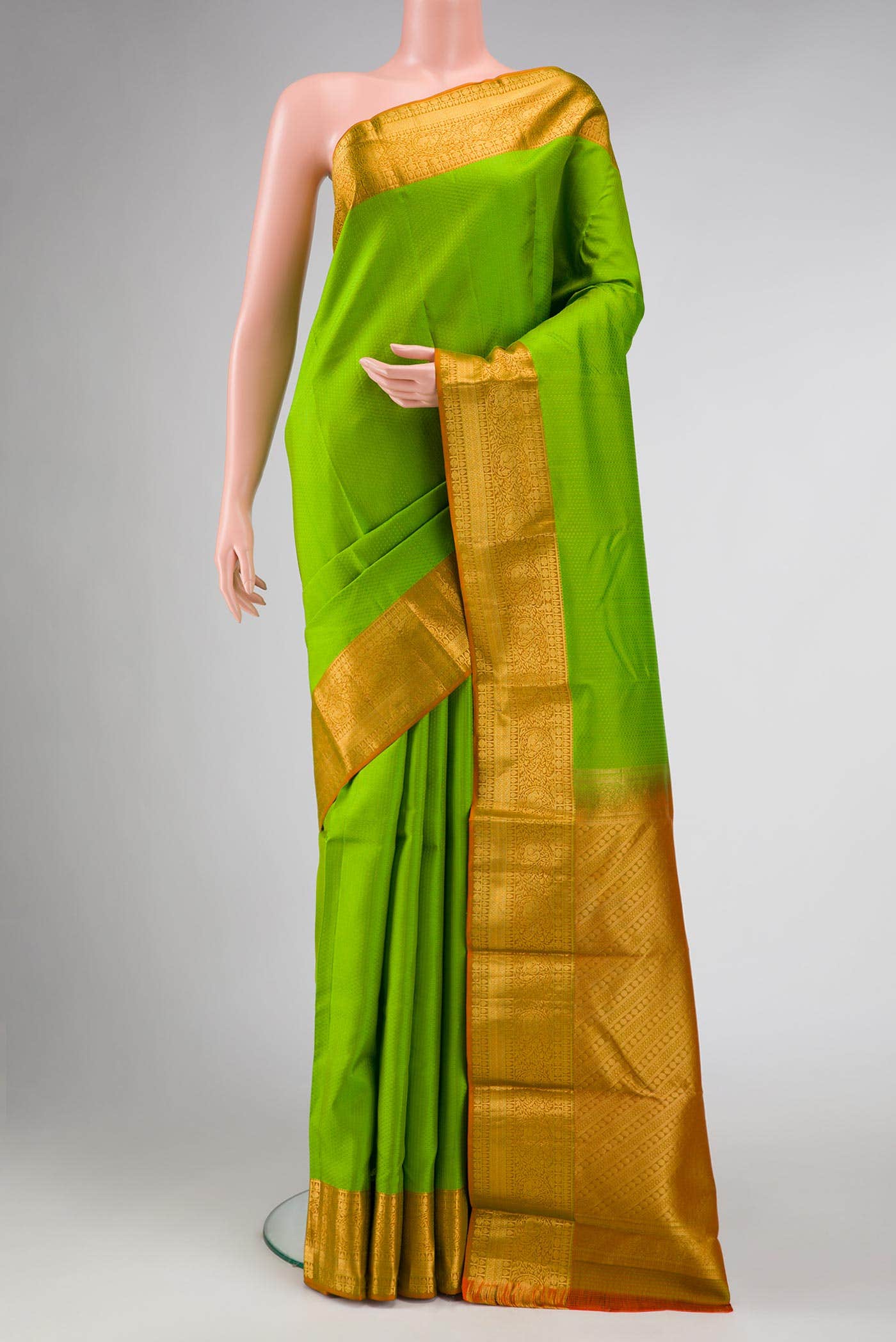 Parrot Green Kanchipuram Silk Saree