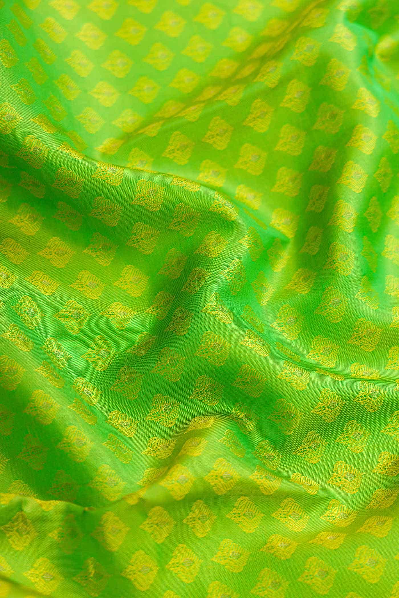 Parrot Green Dual Tone Kanchipuram Silk Saree