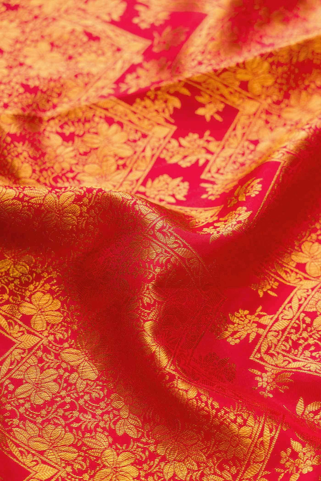 Red Dual Tone Kanchipuram Silk Saree
