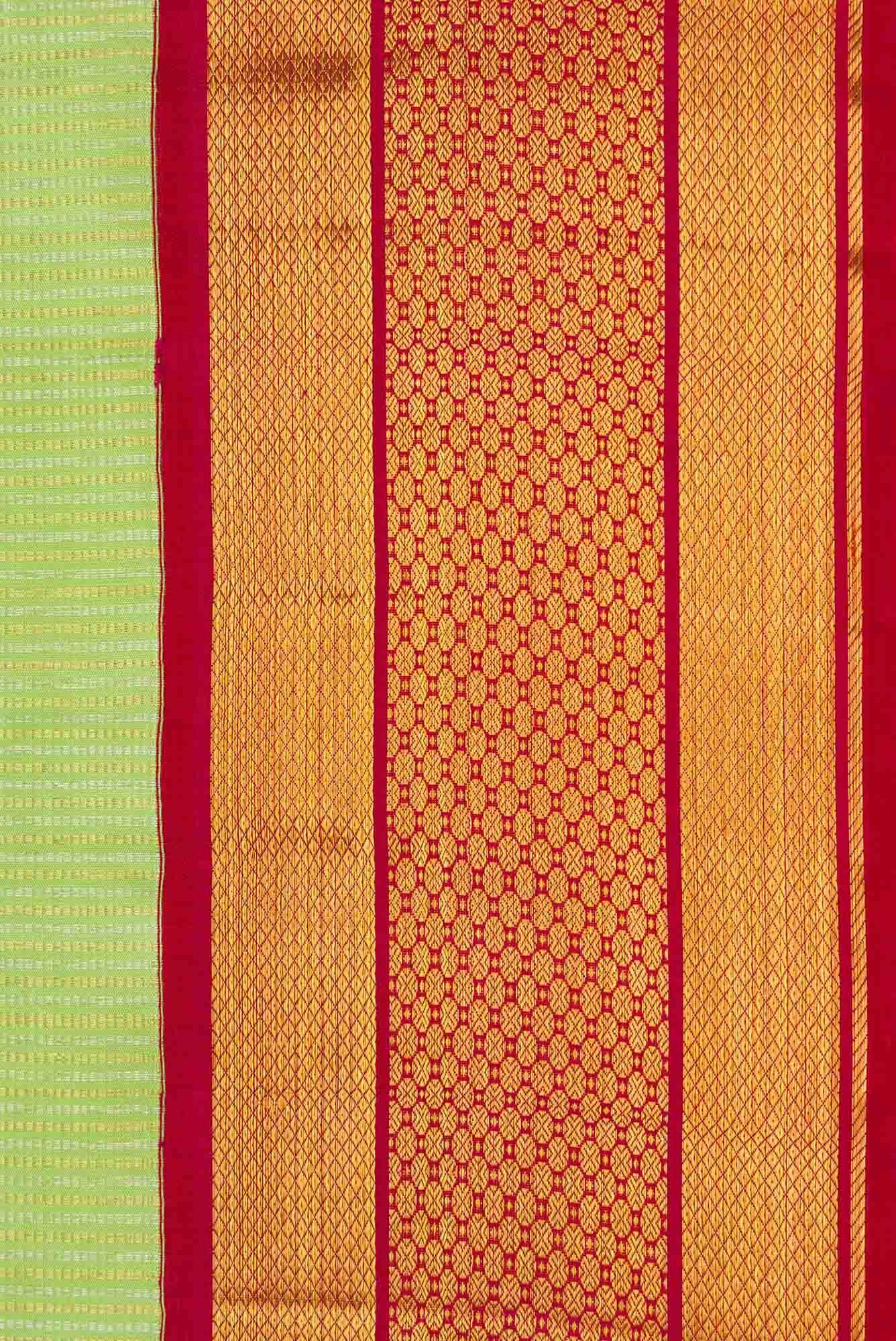 Parrot Green Dual Tone Kanchipuram Silk Saree