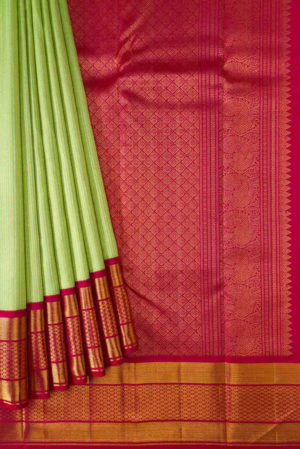 Parrot Green Dual Tone Kanchipuram Silk Saree