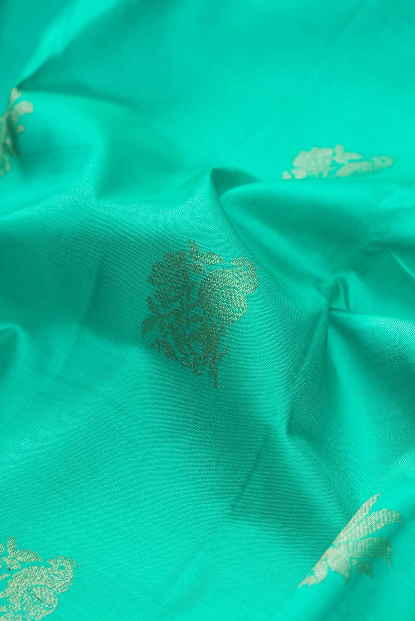 Pure Silk Pure Zari Sea Green Dual Tone Kanchipuram Saree
