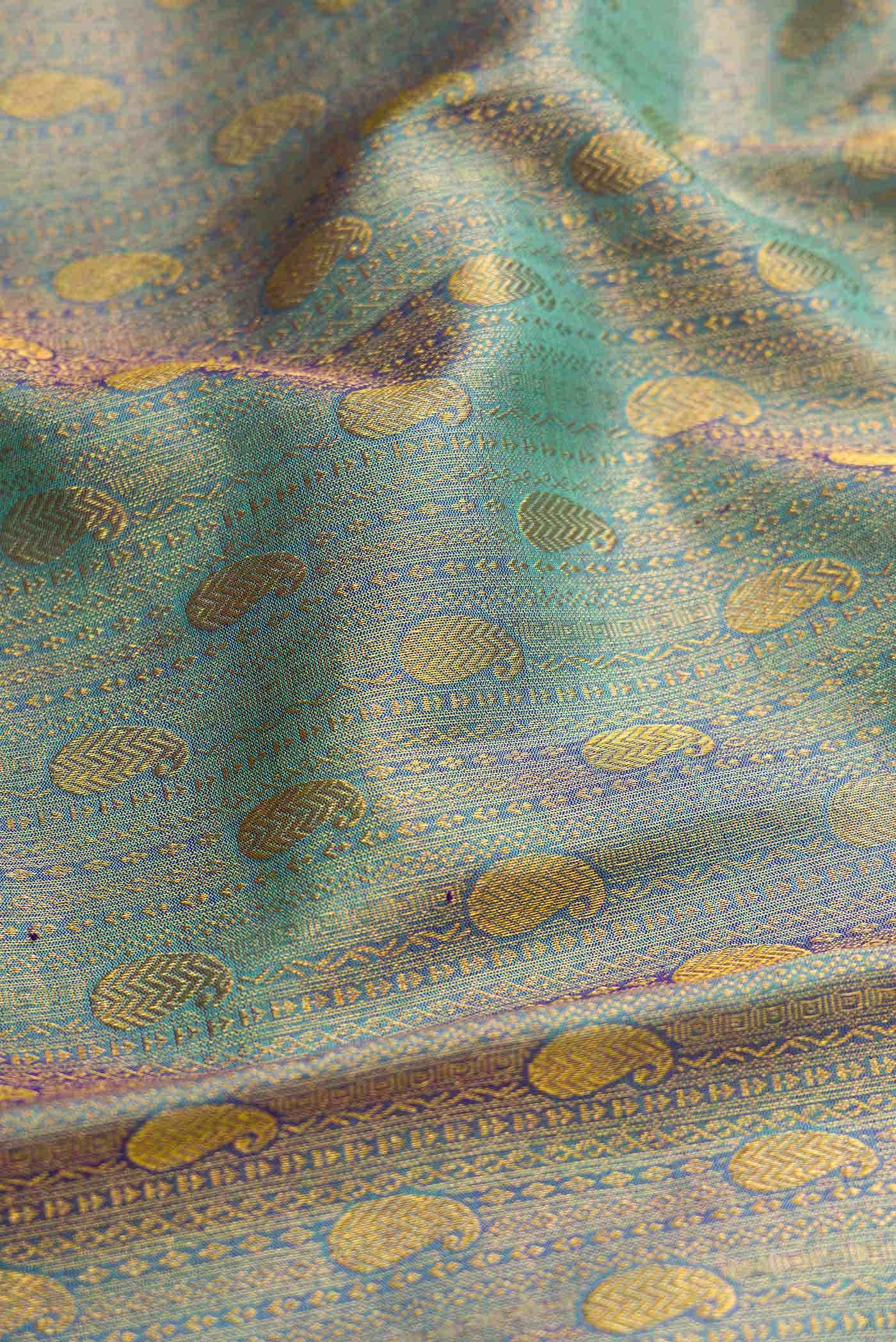 Green Dual Tone Kanchipuram Silk Saree