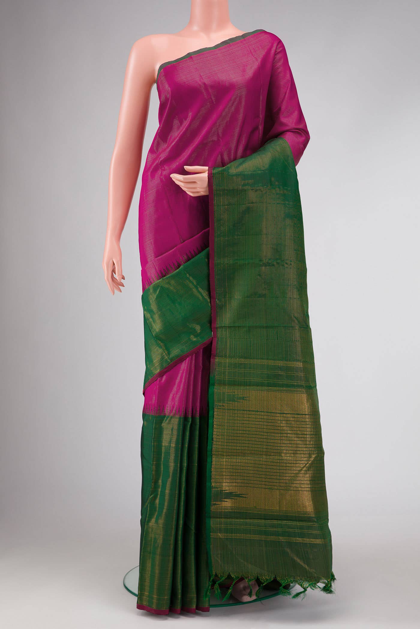 Green and Pink Dual Tone Kanchipuram Silk Saree