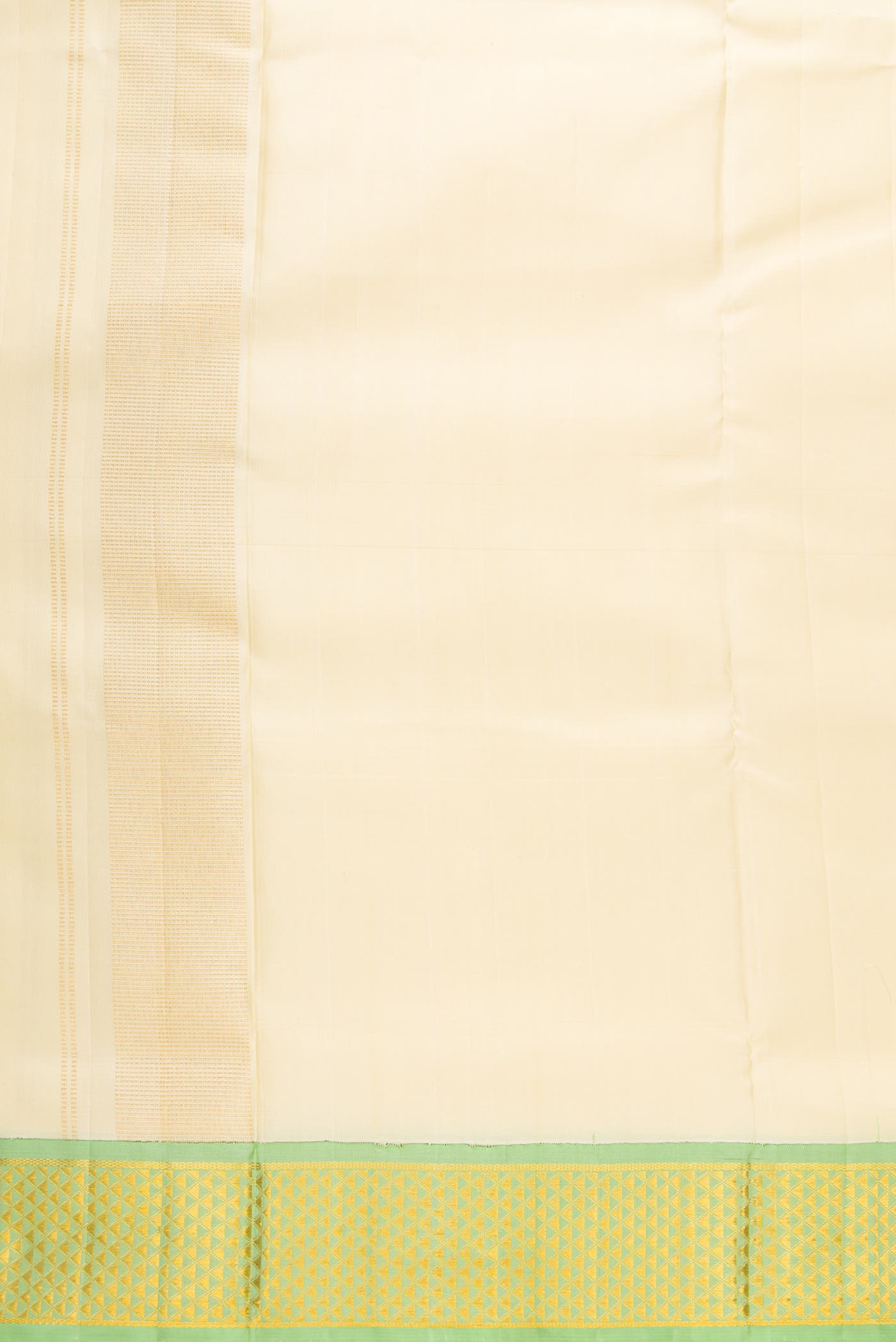 Sandal Silk Dhoti With Angavastram (8X4) Muzham