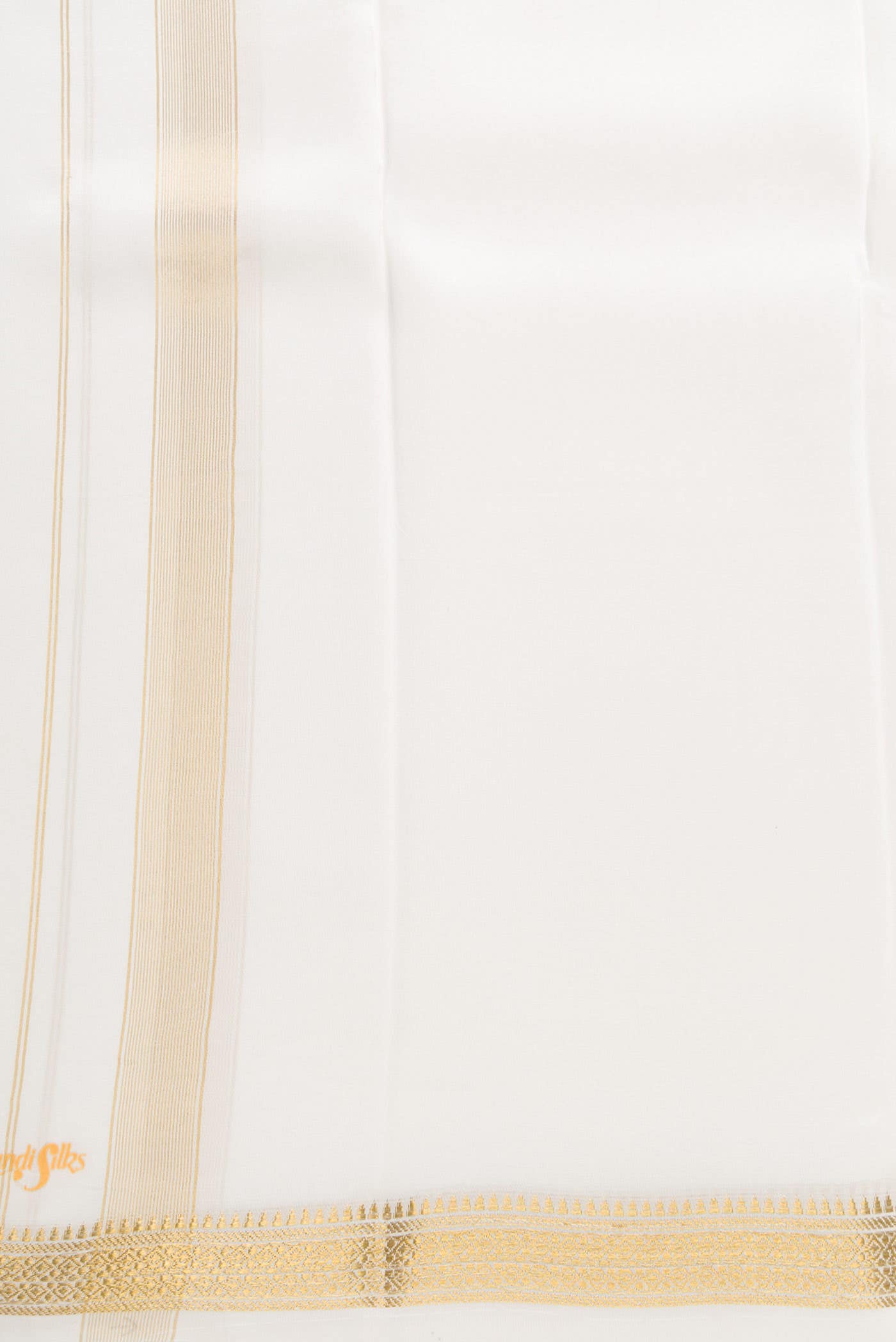 Off White Silk Dhoti With Angavastram (8X4) Muzham