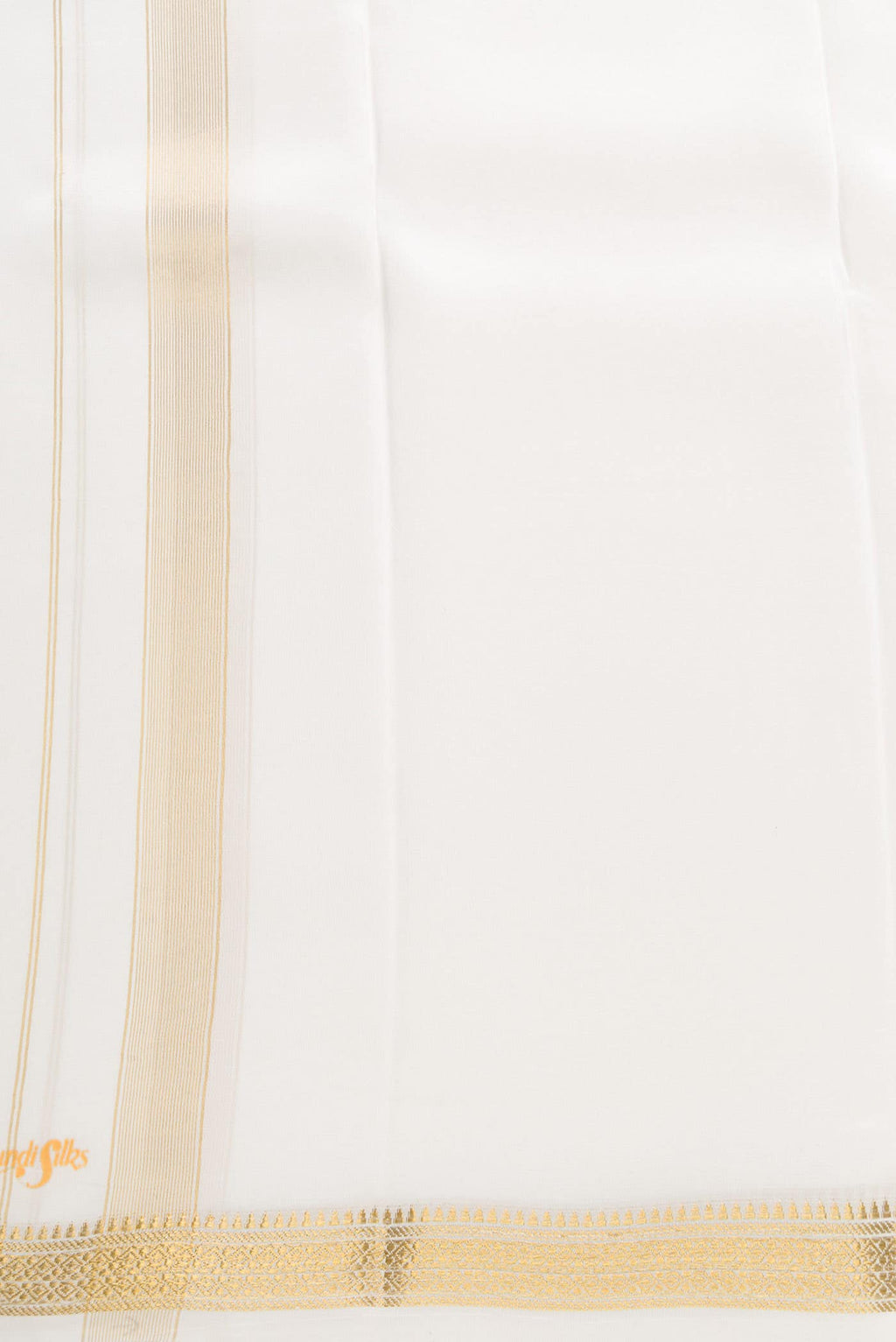 Off White Silk Dhoti With Angavastram (8X4) Muzham