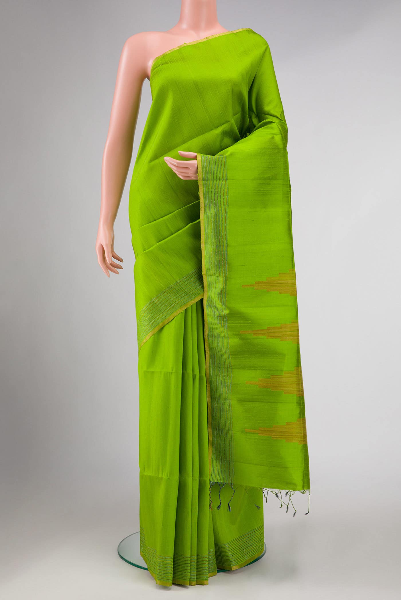 Parrot Green Raw Silk Saree