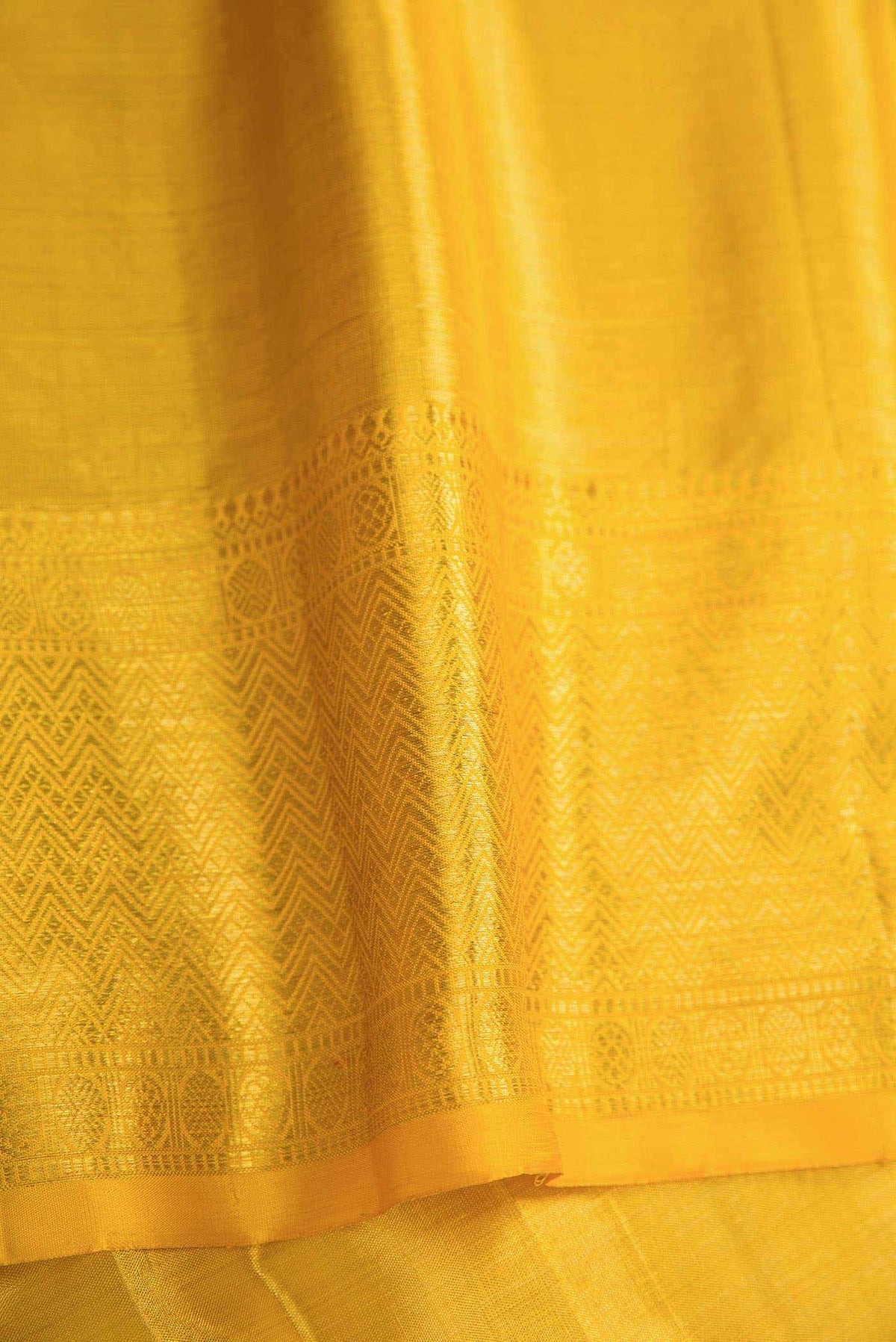 Rose Gold Dual Tone Kanjivaram Tissue Silk Saree