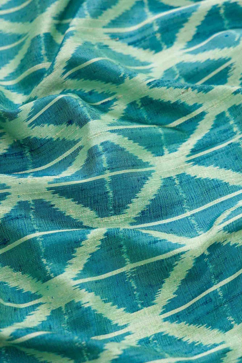 Green and Blue Dual Tone Raw Silk Saree