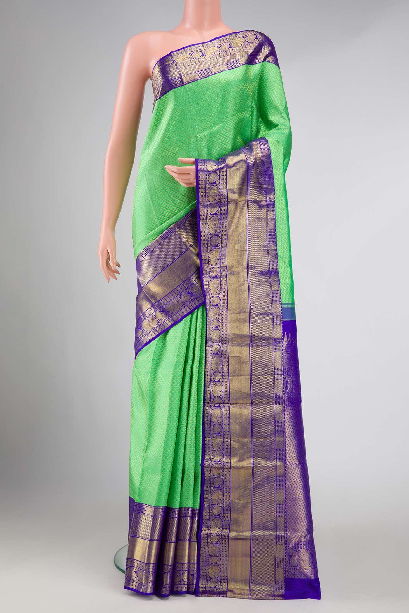 Parrot Green Kanchipuram Silk Saree
