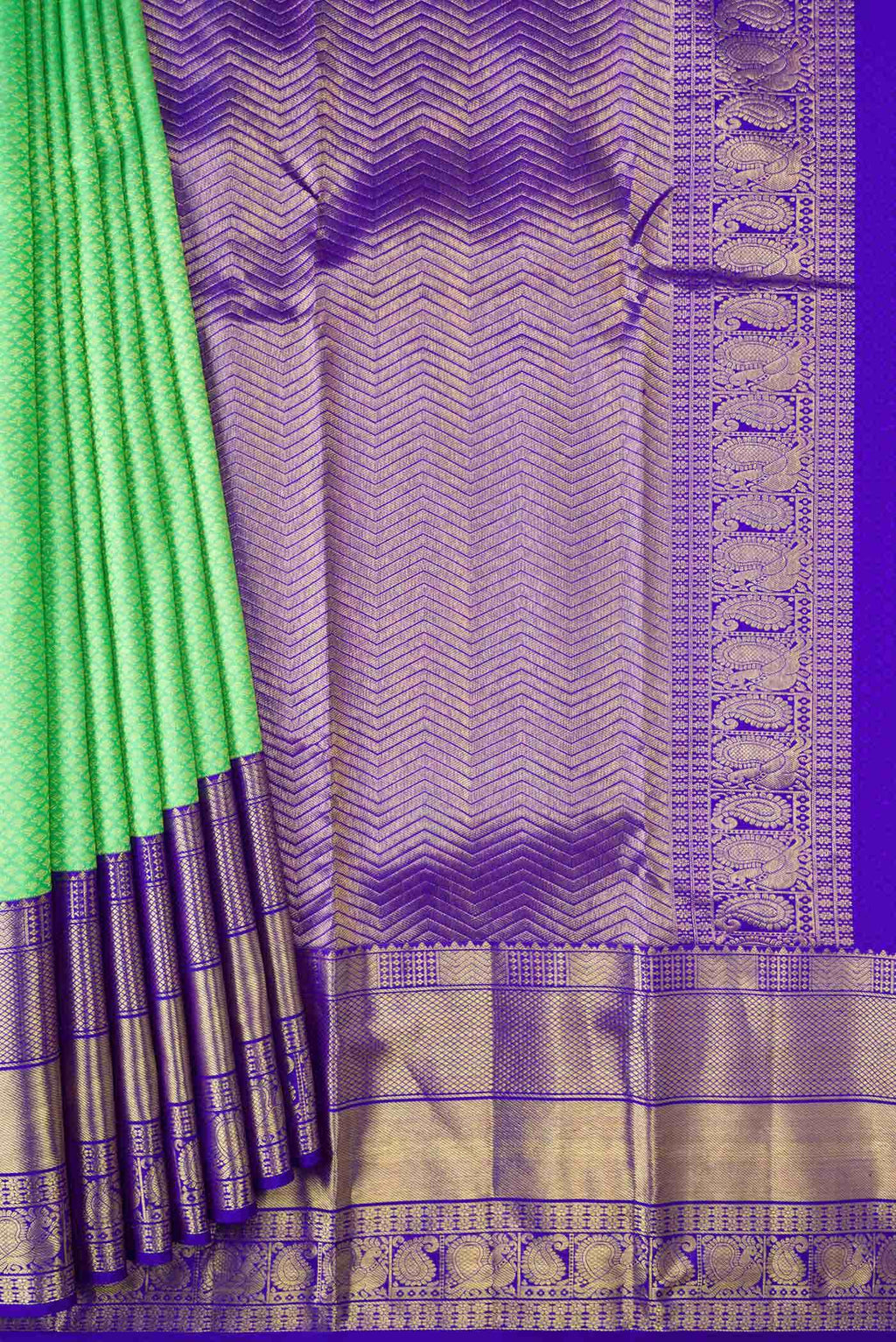 Parrot Green Kanchipuram Silk Saree