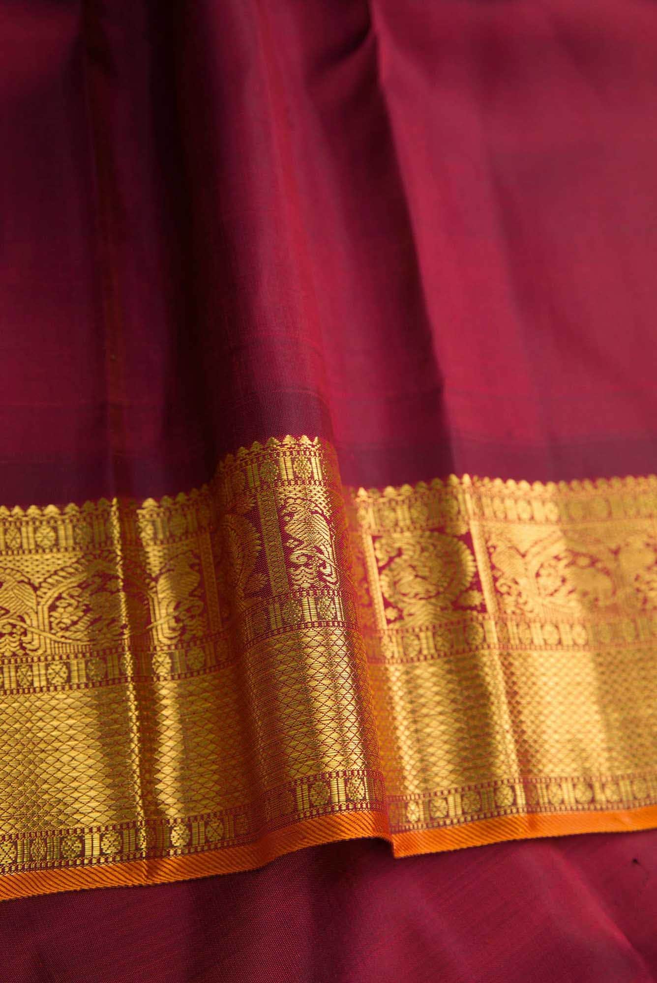 Pure Silk Pure Zari Parrot Green Dual Tone Kanchipuram Saree