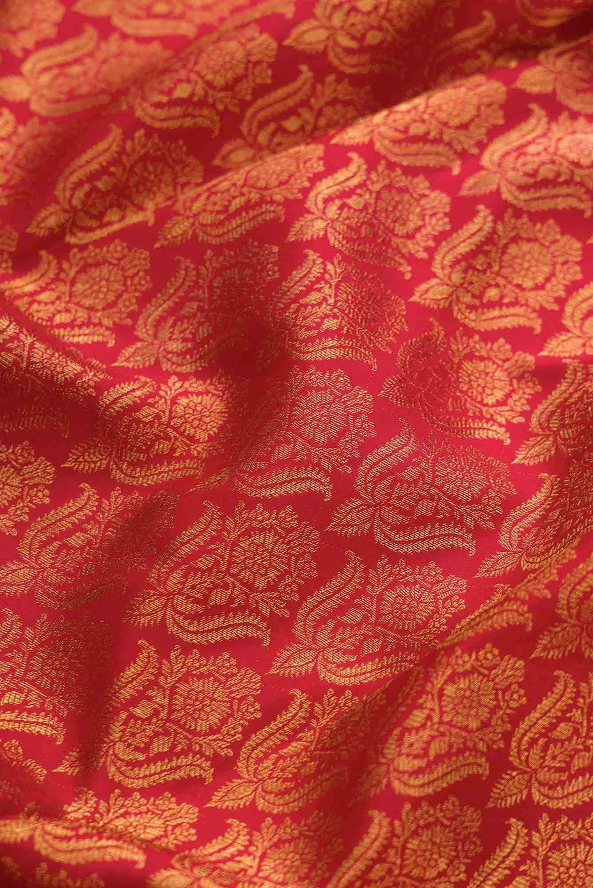 Pure Silk Pure Zari Red Dual Tone Kanjivaram Saree