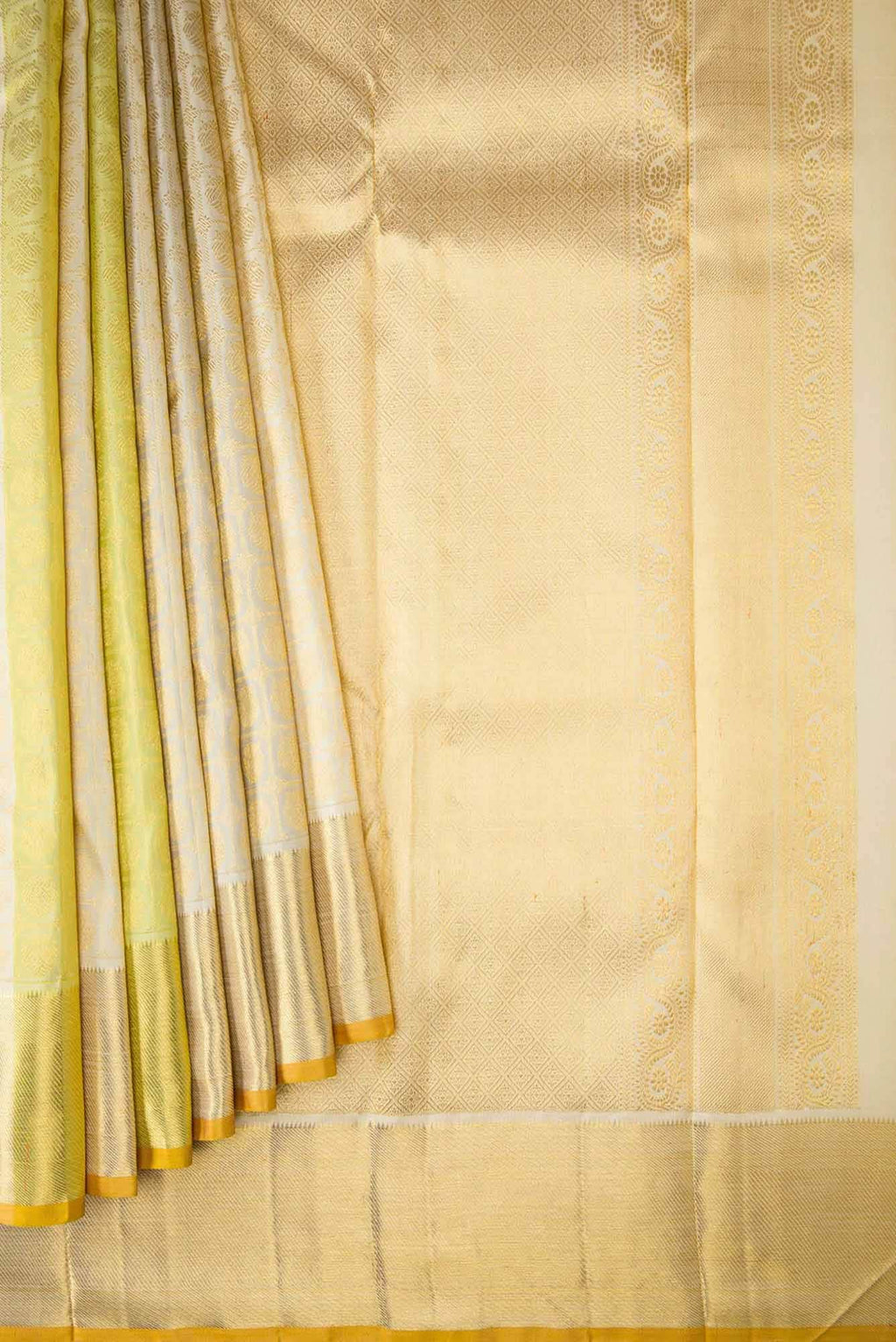 Sandal|Green and Grey Dual Tone Kanchipuram Silk Saree