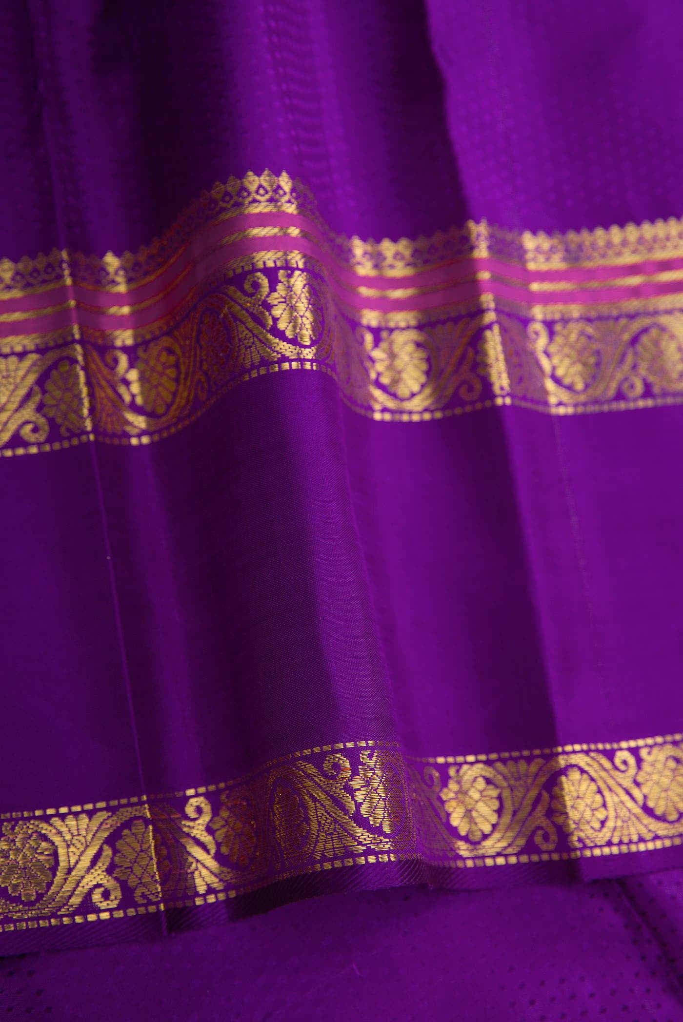 Pure Silk Pure Zari Red Dual Tone Kanchipuram Saree