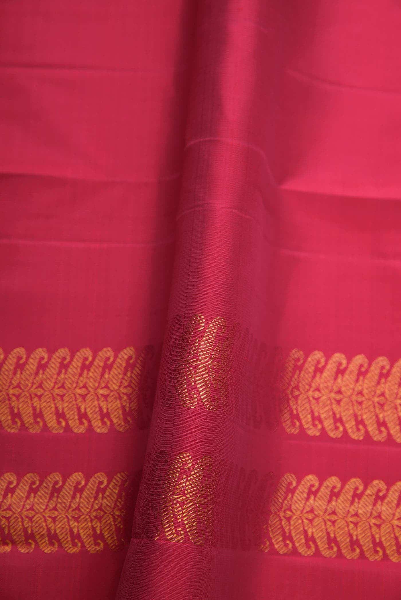 Pure Silk Pure Zari Dark Pink Dual Tone Kanchipuram Saree
