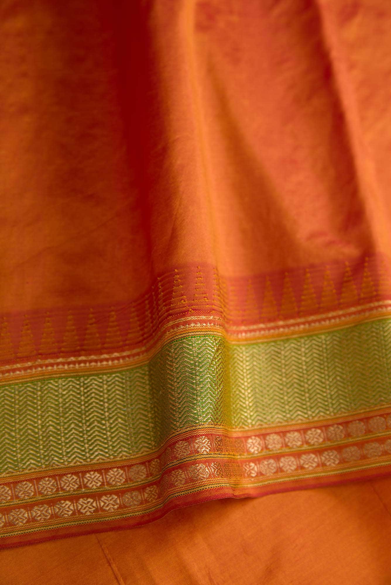 Red Dual Tone Banarasi Silk Saree