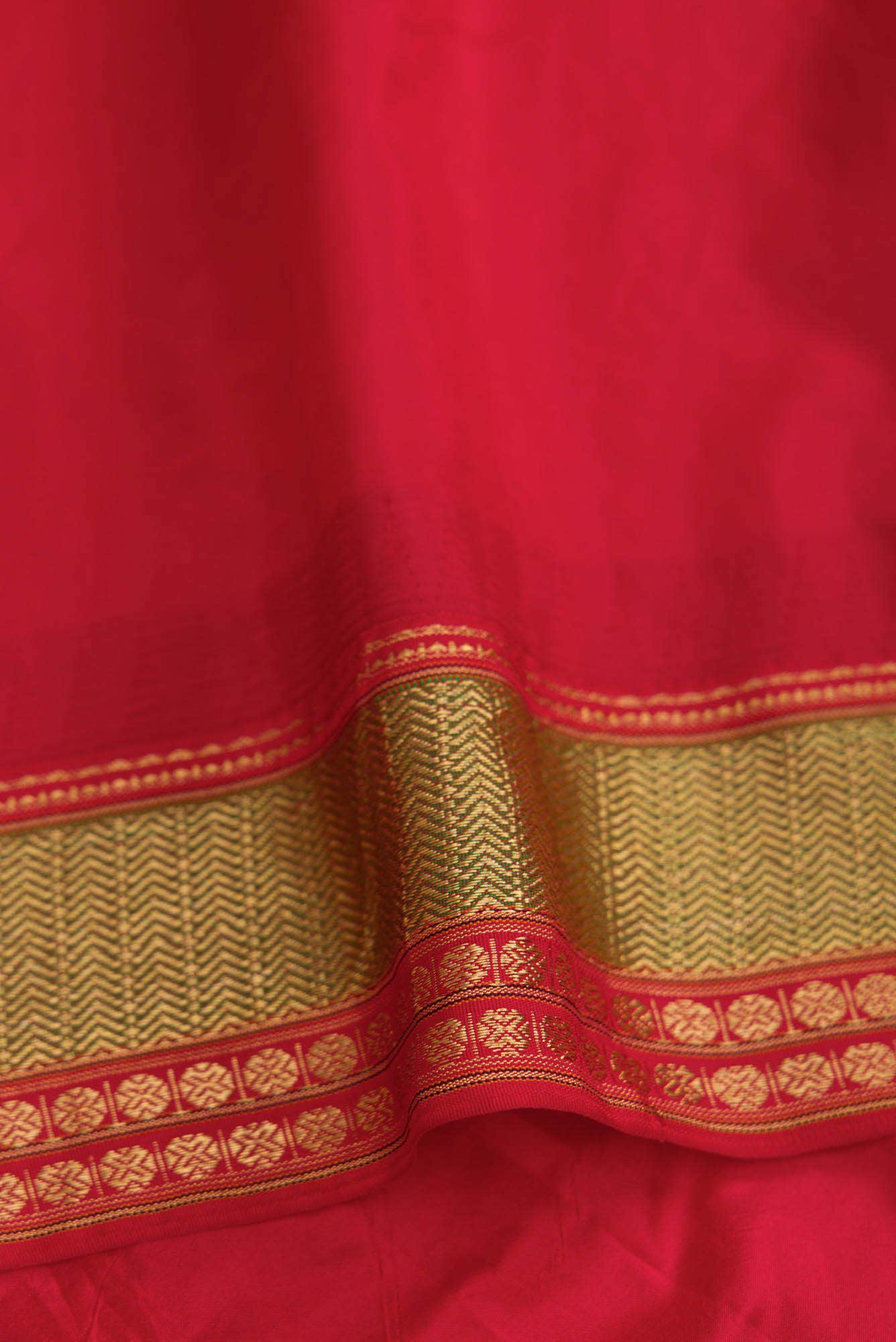 Bottle Green Dual Tone Banarasi Silk Saree