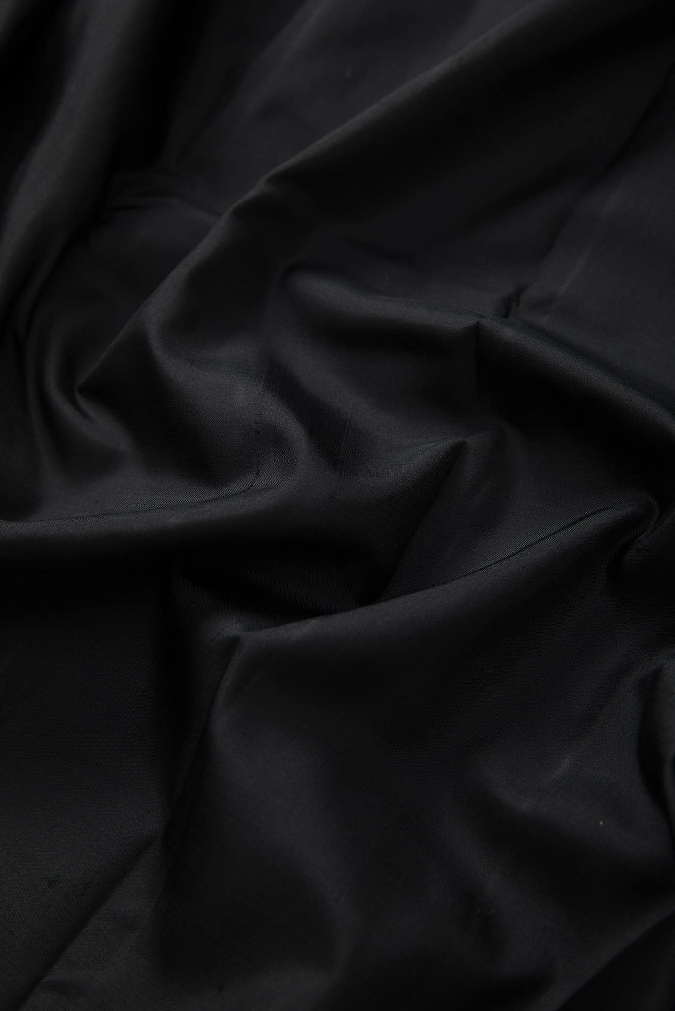 Black Dual Tone Kanchipuram Silk Saree