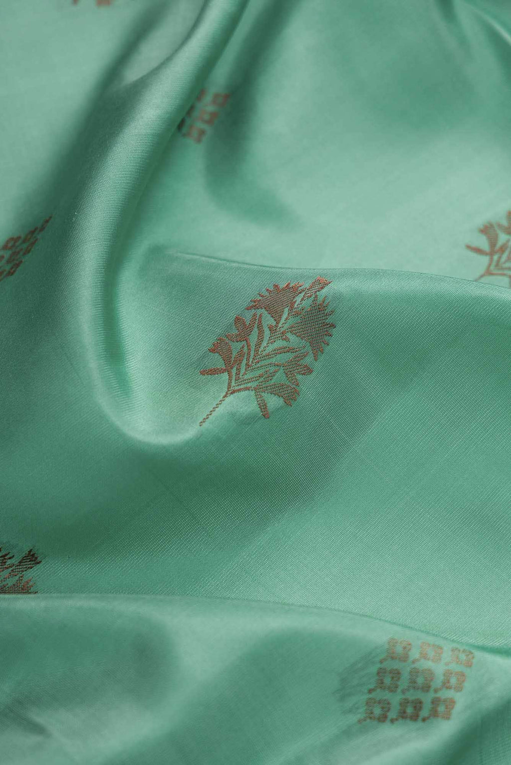 Green Dual Tone Soft Silk Saree