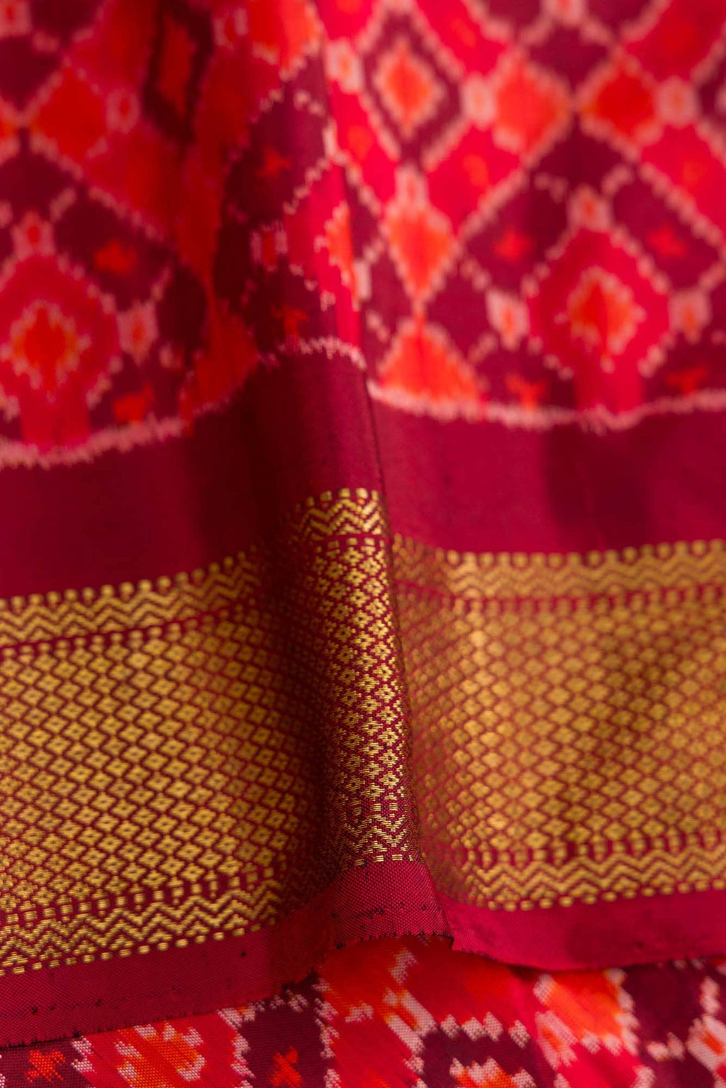 Black Dual Tone Double Ikat Saree