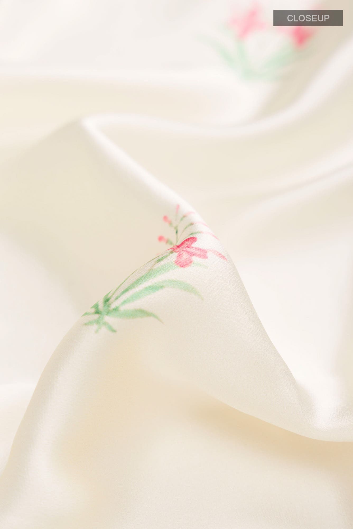 Cream Satin Crepe Saree